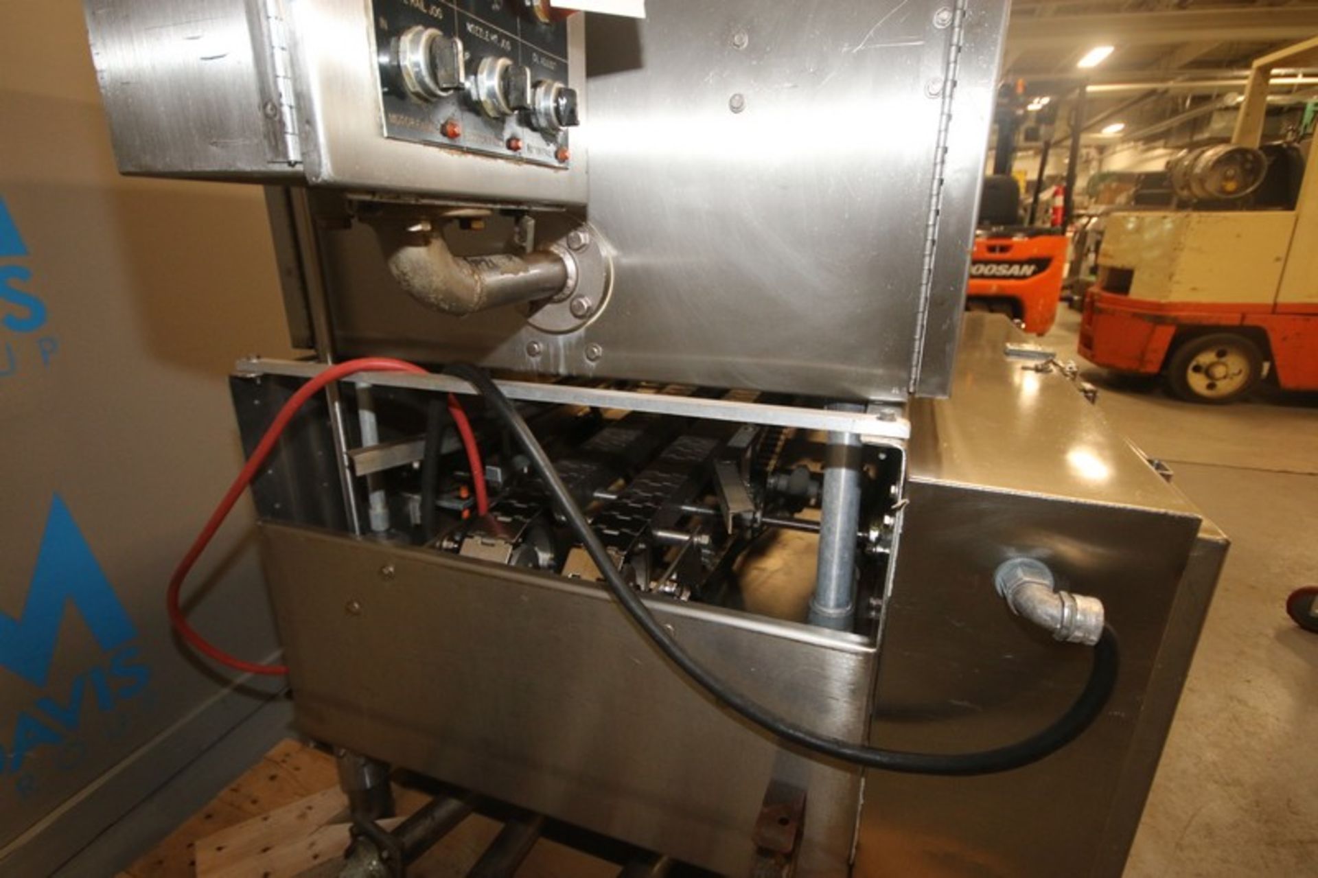 Mallet S/S Bread Pan Oiler, M/N 2001A, S/N 243-456, 460 Volts, 3 Phase, with Casters (INV#77729)( - Image 5 of 11