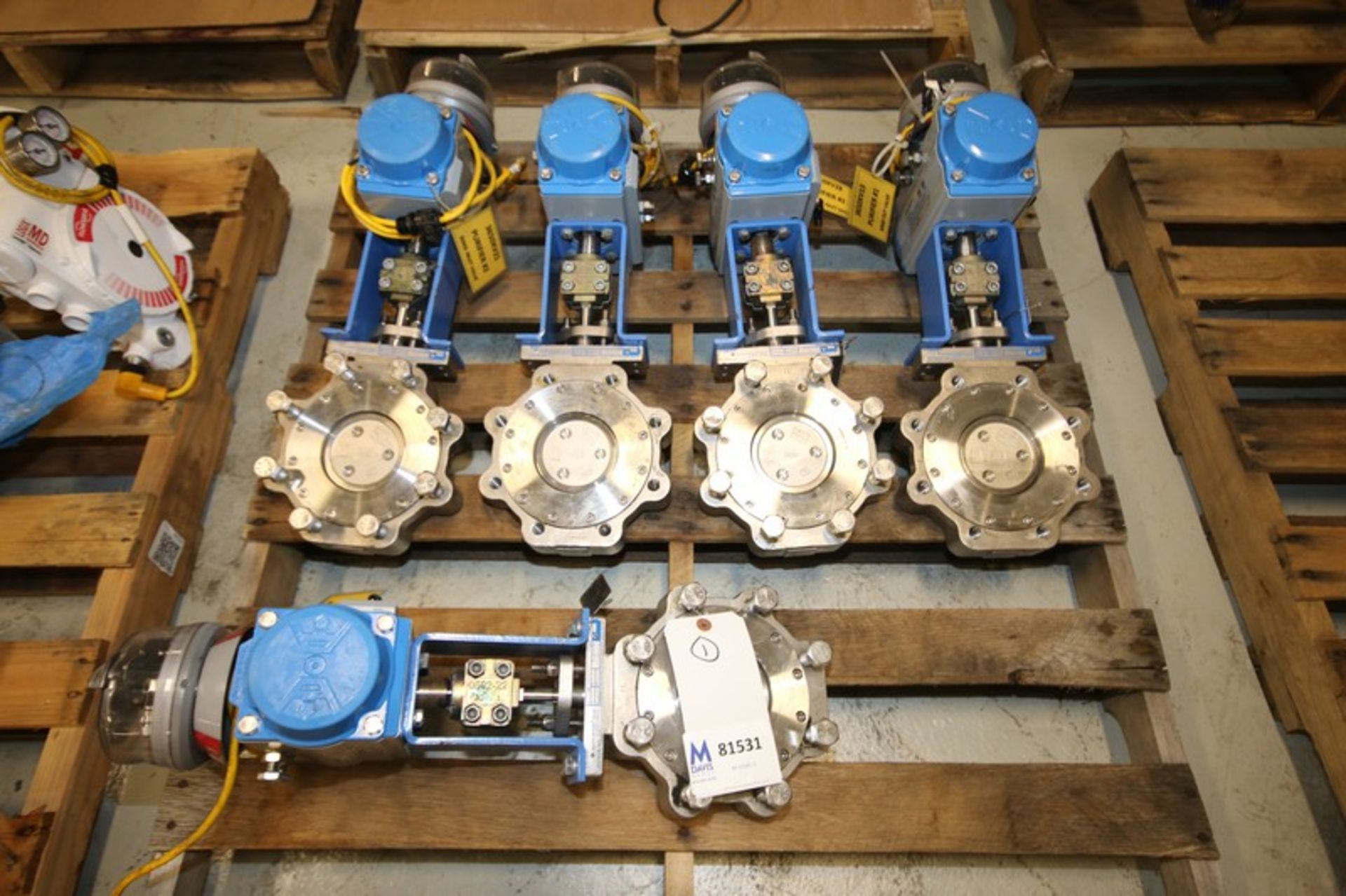 Lot of (5) Jamesbury 4" S/S Pneumatic Butterfly bValves, Flanged Type (INV#81531)(Located @ the