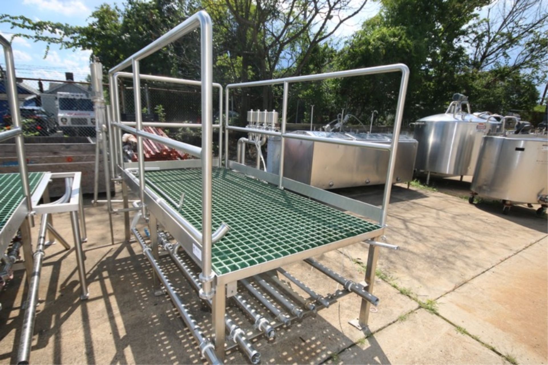 8' L x 4' W x 31" H S/S Operator's Platform, with Plastic Grating, Handrail & Leg Supports, Includes - Image 5 of 5