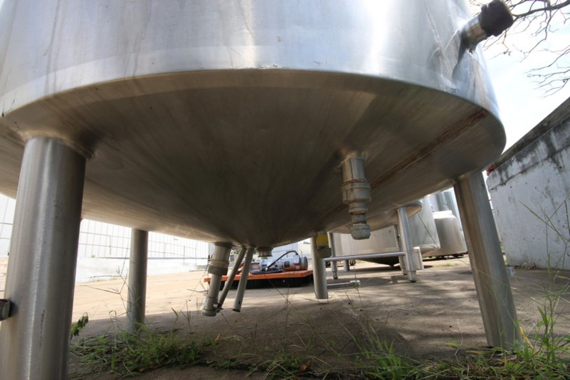 APV Crepaco Aprox. 500 Gallon Dome Top S/S Jacketed Tank, SN E-2953, 3 Prop Agitator Shaft, (Note: - Image 7 of 9