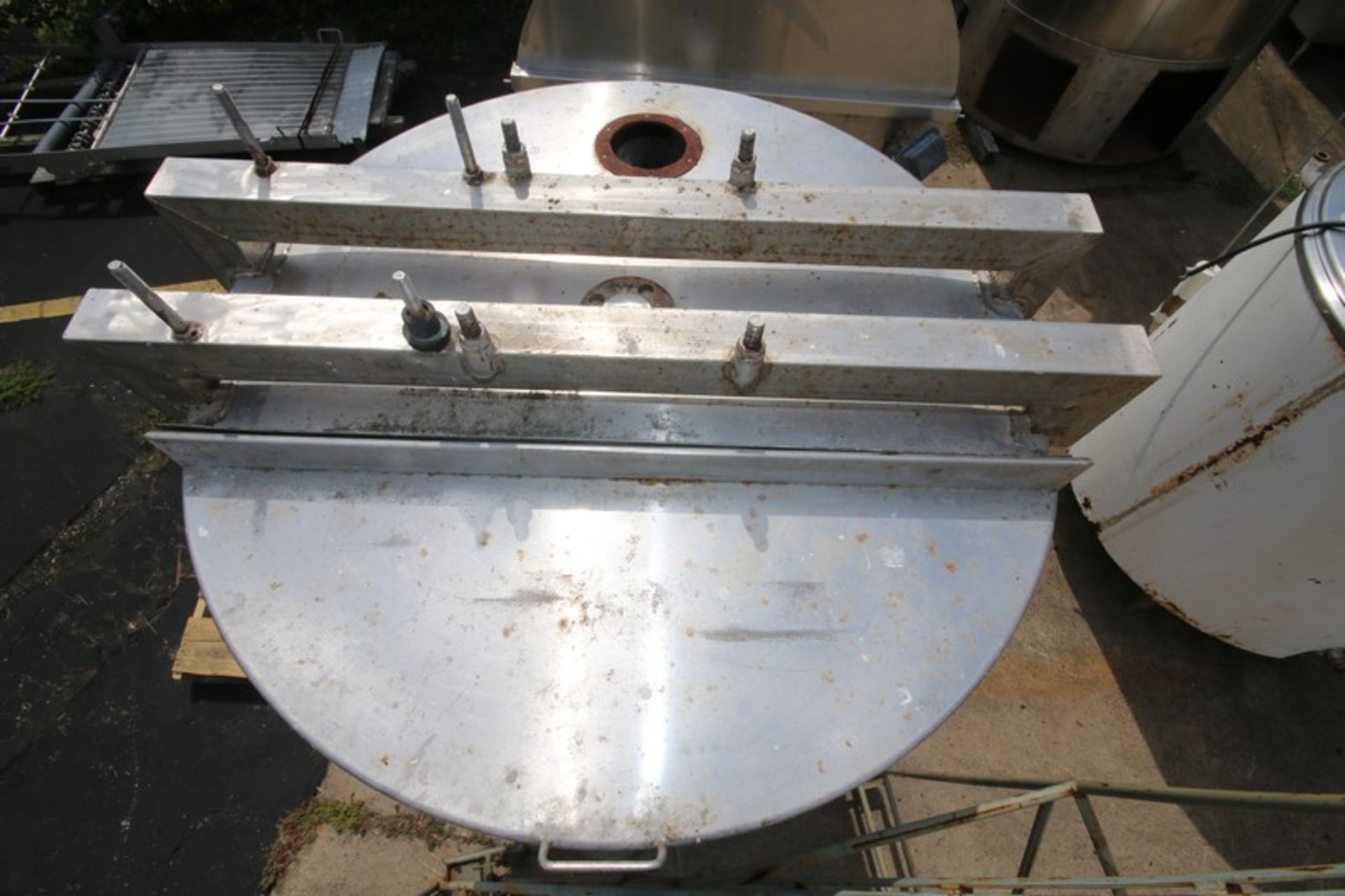 Aprox. 400 Gallon Vertical S/S Mix Tank, with Brawn Agitator Drive Motor, 3hp/1750 rpm 230/460V 3 - Image 3 of 8