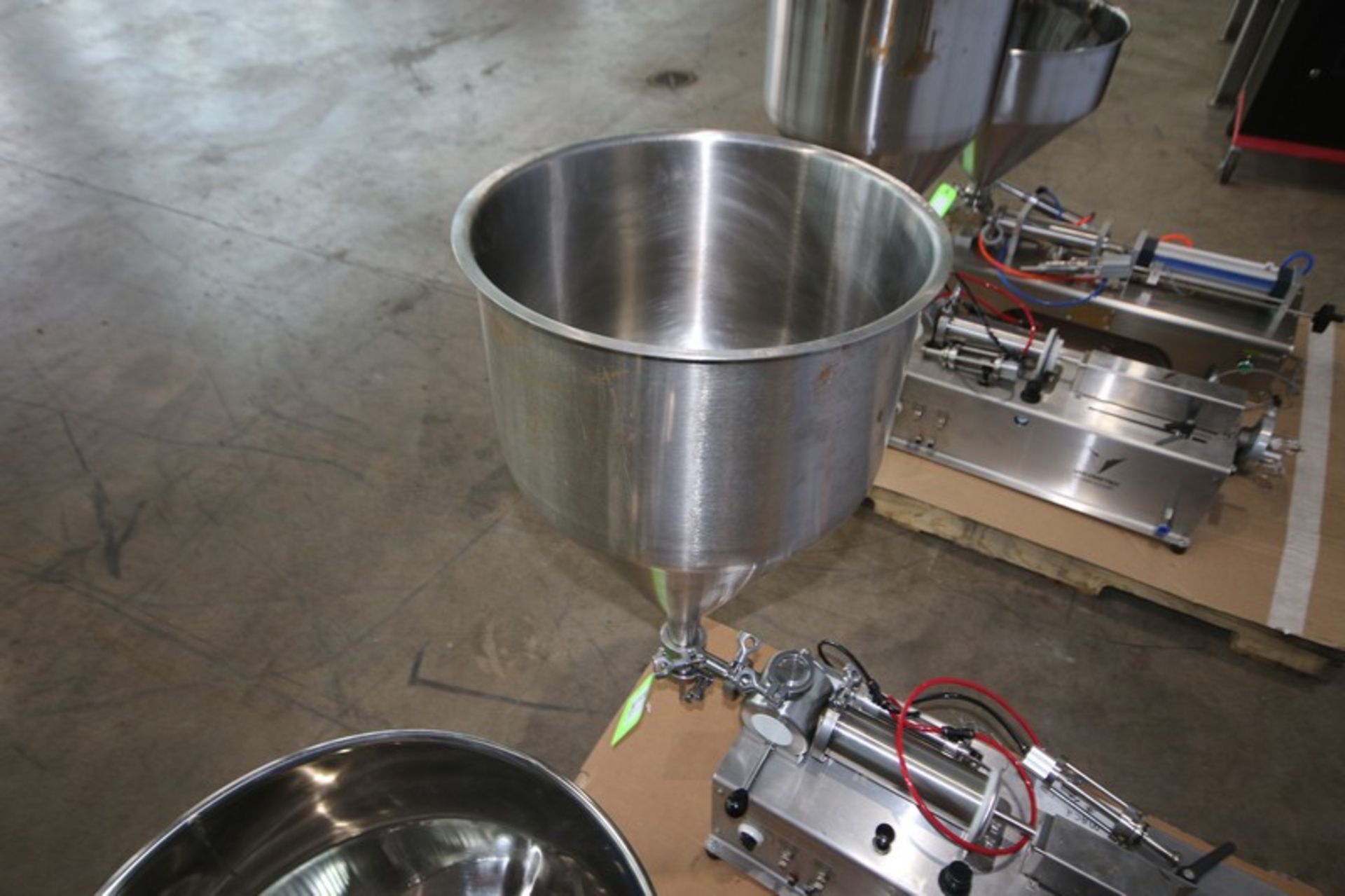 Volumetric Single Piston Filling Machine, M/N 1590i, S/N 1600-30488, with S/S Infeed Funnel (INV# - Image 6 of 7