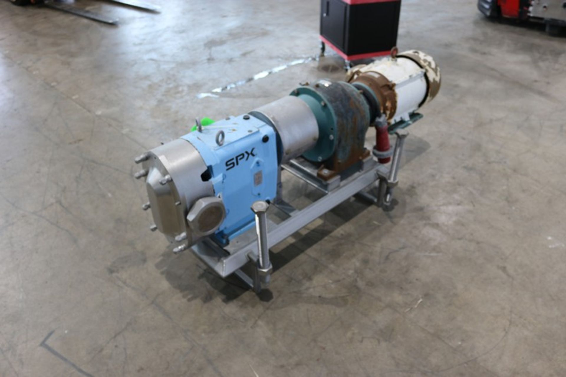 2015 SPX 20 hp Positive Displacement Pump,M/N 220 UL, S/N 1000003028298, with 1760 RPM Motor, 208- - Image 2 of 9