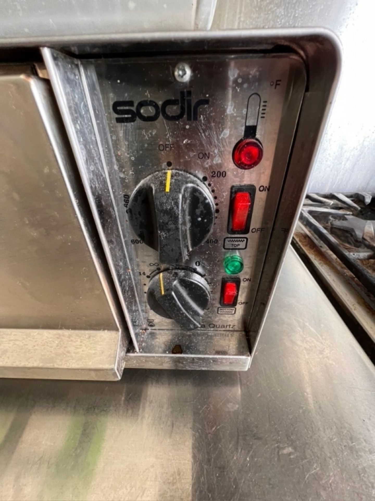 SODIR PIZZA QUARTZ OVEN AND OSTER COUNTERTOP E16:E20COUNTER OVEN (INV#88610)(LOCATED @ MDG AUCTION - Bild 2 aus 4