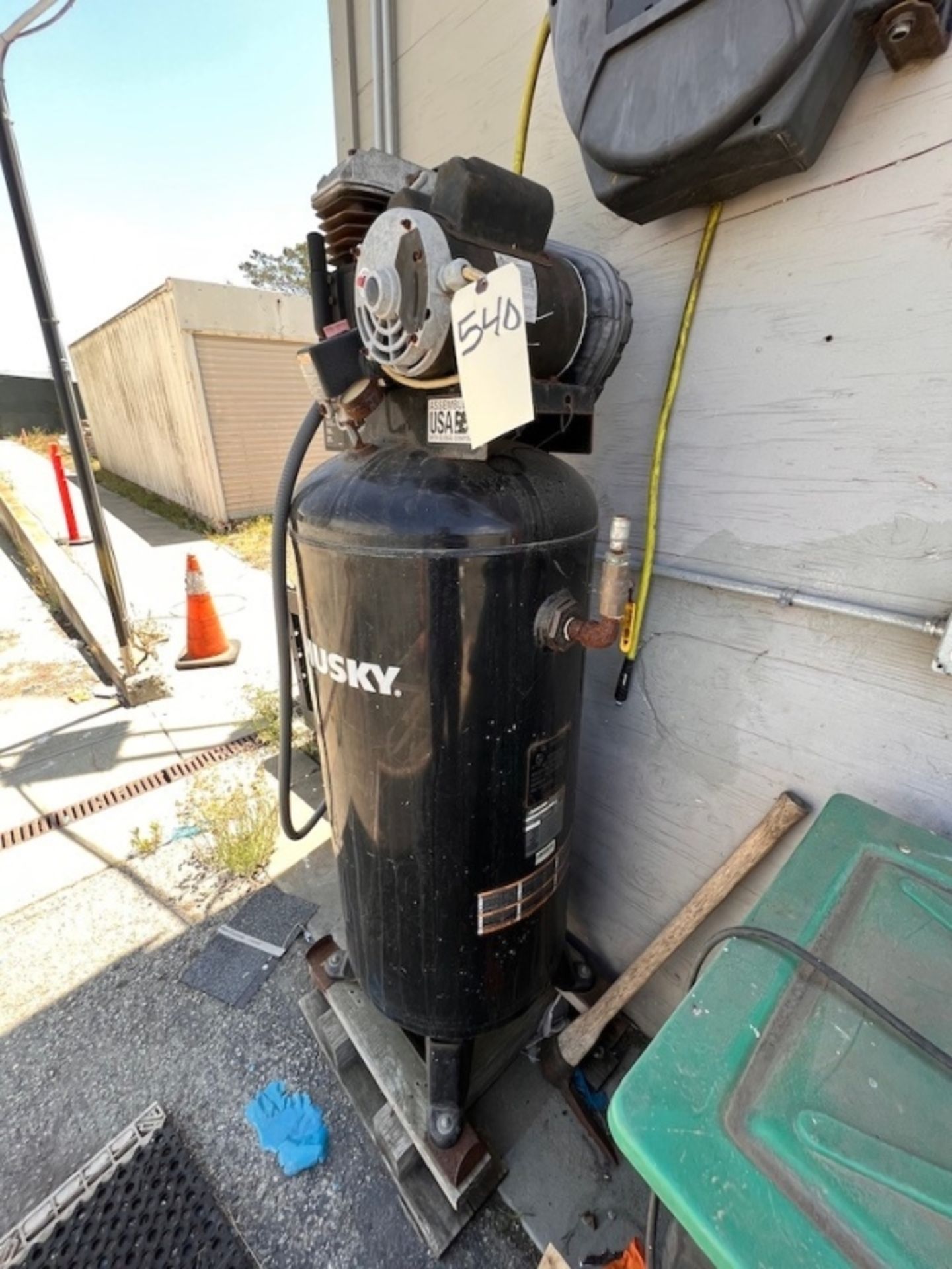 2017 HUSKY 3.7 HP AIR COMPRESSOR, MODEL C602H,S/N 2004181, 60-GALLON, 175 MAWP @ 400 F (INV#88620)( - Image 6 of 7