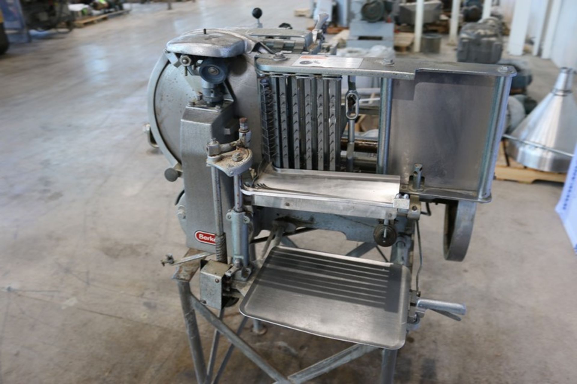 Berkel Slicer, M/N 180DA, S/N 9183 0411 00182, 115 Volts, 1 Phase, Mounted on Frame (INV#69355)( - Image 4 of 13