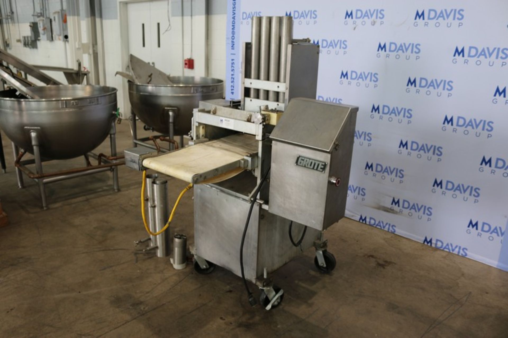 Grote S/S Multi-Slicer, M/N 713, S/N 1047816, with Aprox. 14" W Outfeed Belt, with S/S Infeed - Image 3 of 12