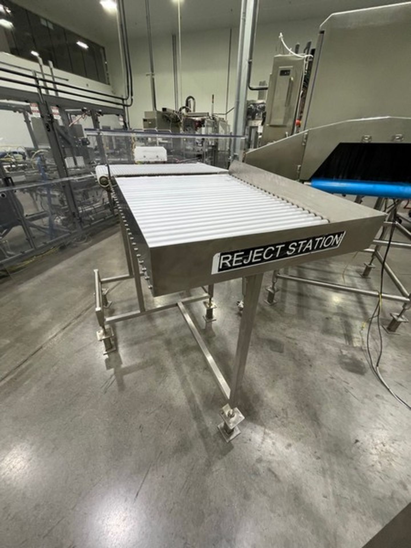 CASE REJECT STATION WITH PNEUMATIC PUSH ARM,APPROX. 35" L X 20" W PRODUCT CONVEYOR, 10" W REJECT ( - Image 6 of 7