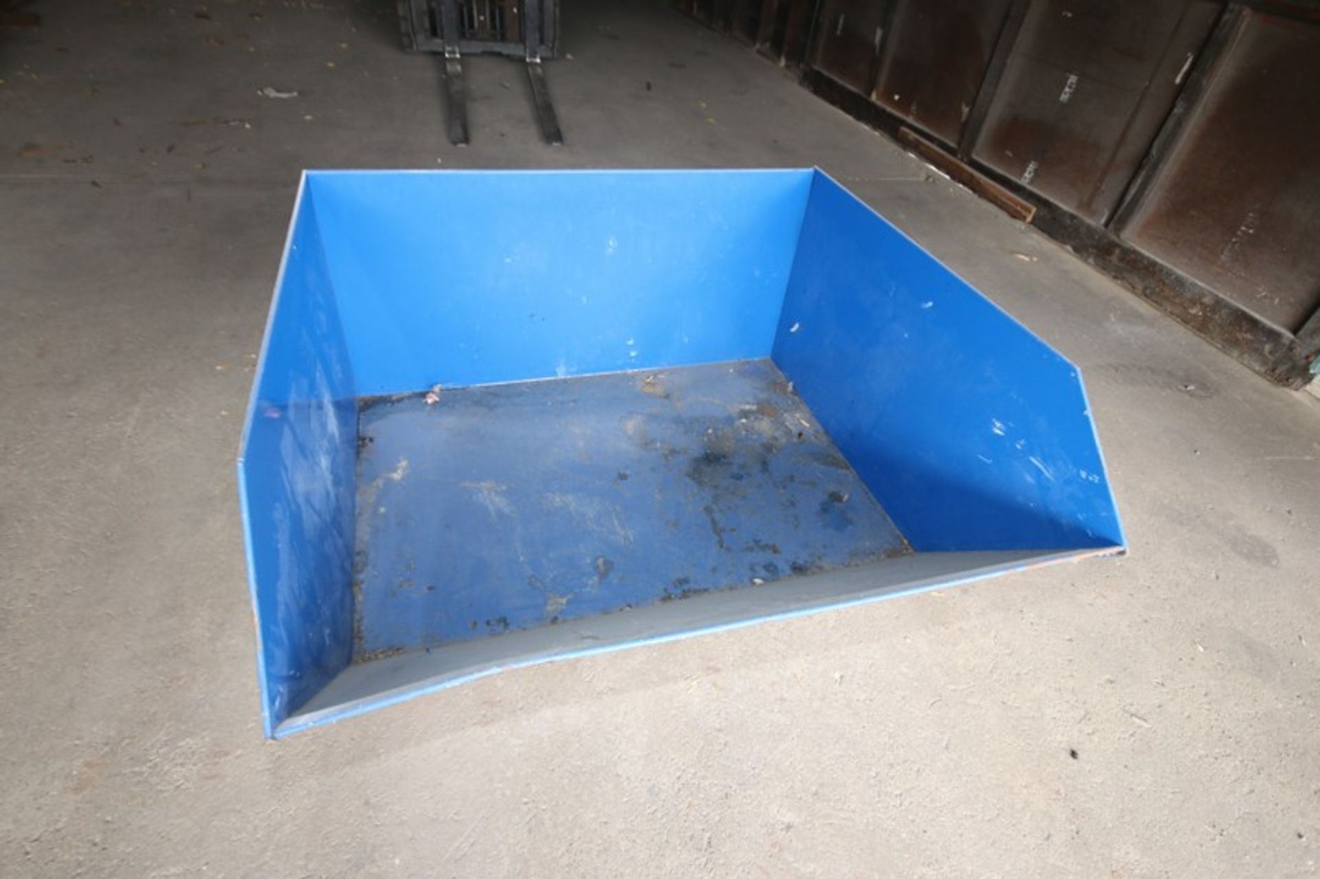 Vestil Portable Dump Hopper, 4' W x 47" L x 23"H (INV#70524)(Located at the MDG Showroom – - Image 2 of 2