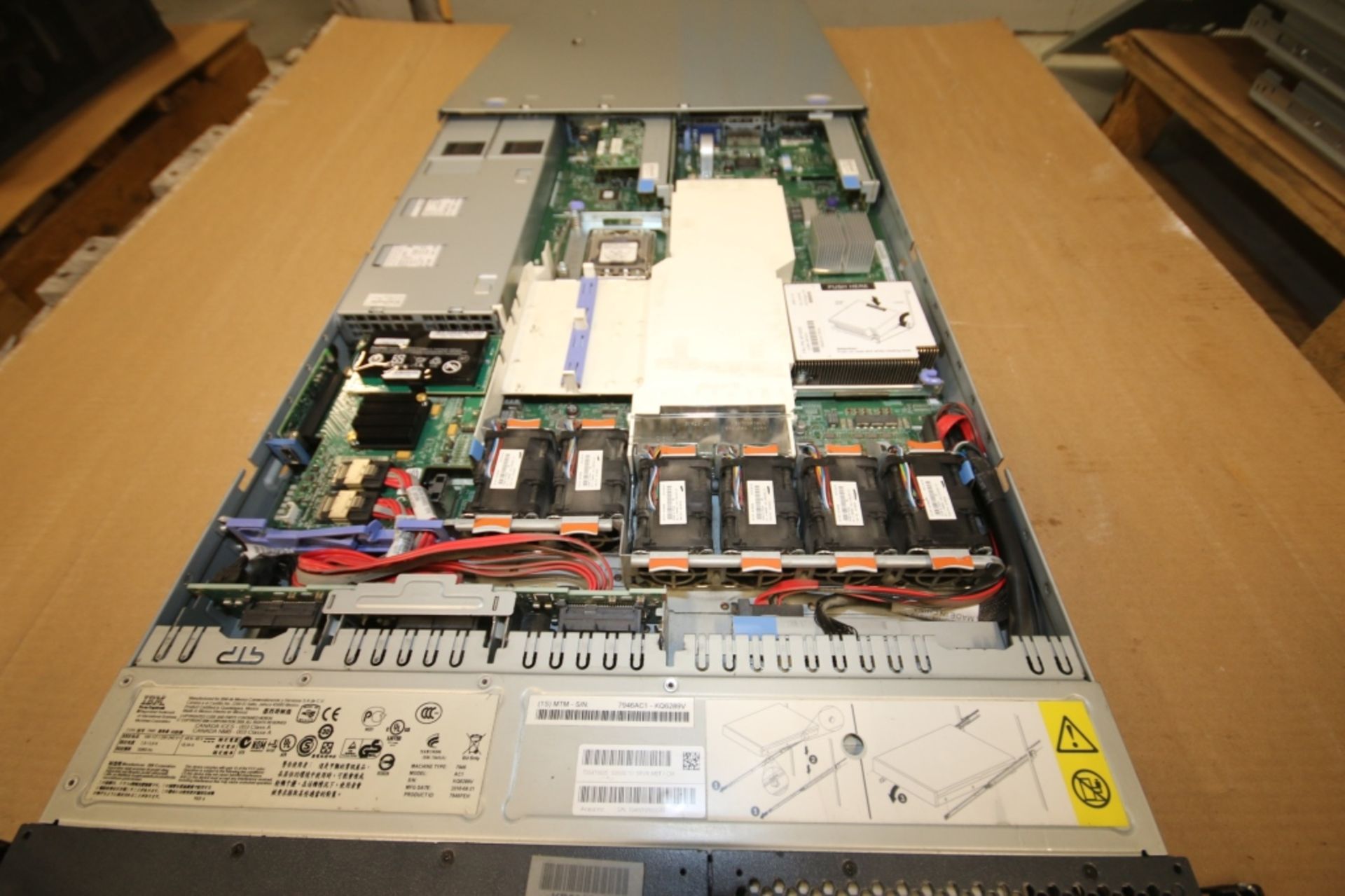 Avaya Server Rack Unit, Type 700478605 S8800 1U SRVR MBT / CM with Xeon Processor, DVD Drive, (INV# - Image 2 of 4