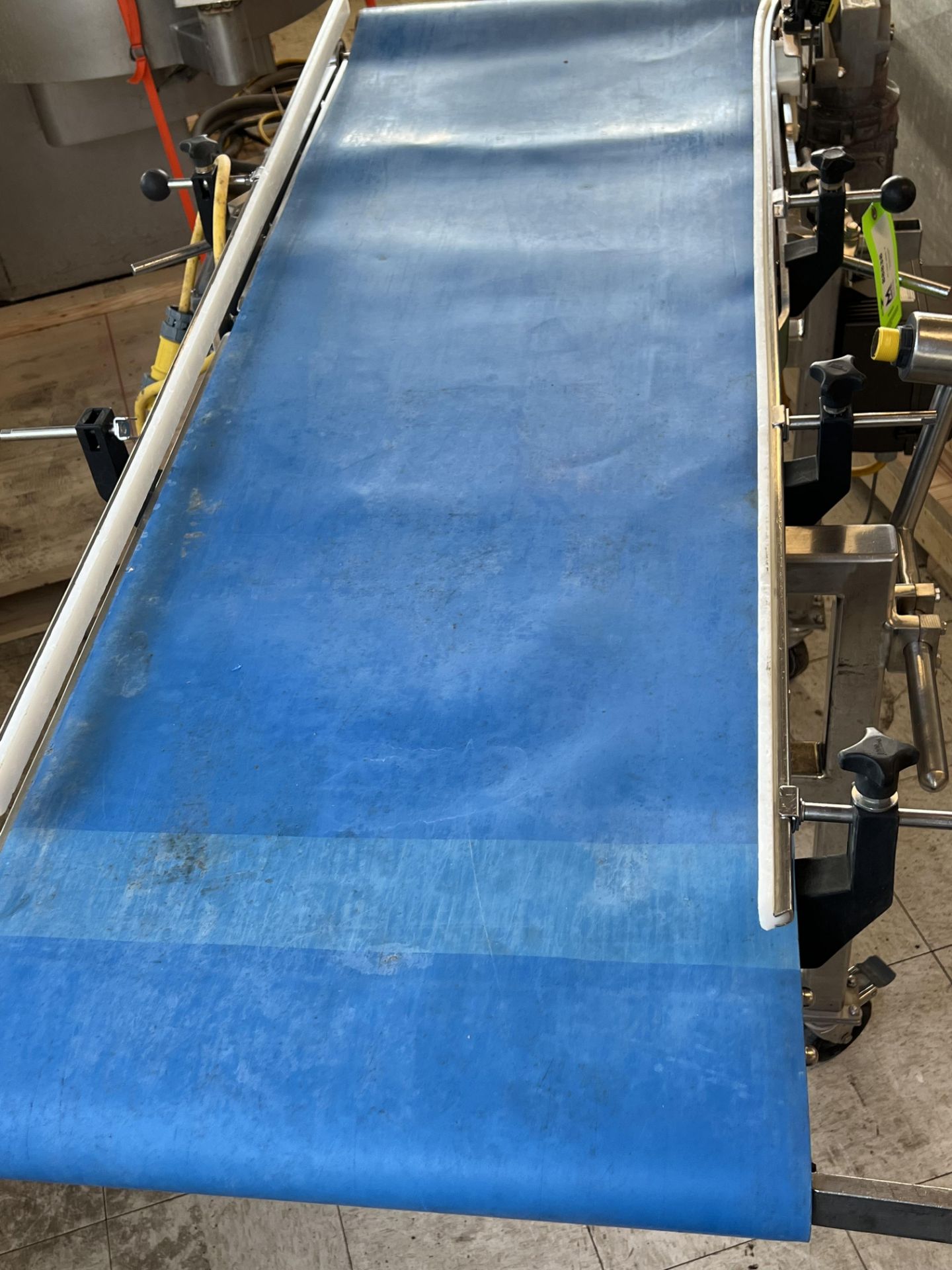 Straight Section of Conveyor, Conveyor Aprox. 75" L x 24" W Belt, x 41" H (Belt to Ground), with - Bild 5 aus 10