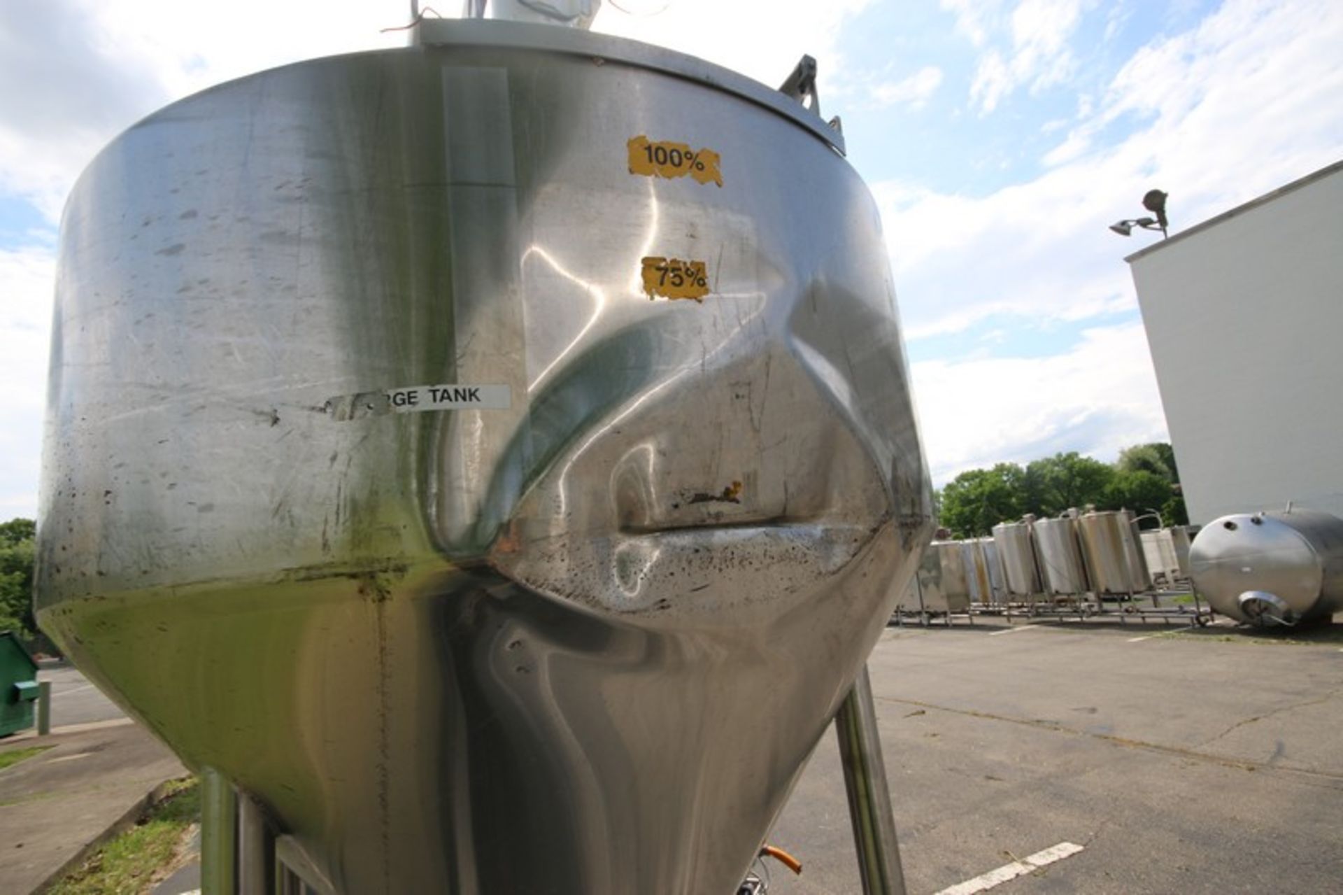 A&B 500 Gal. S/S Surge Tank, M/N SURGETK, S/N 15072300, with S/S Cone Bottom & S/S Hinge Lids, - Image 5 of 11