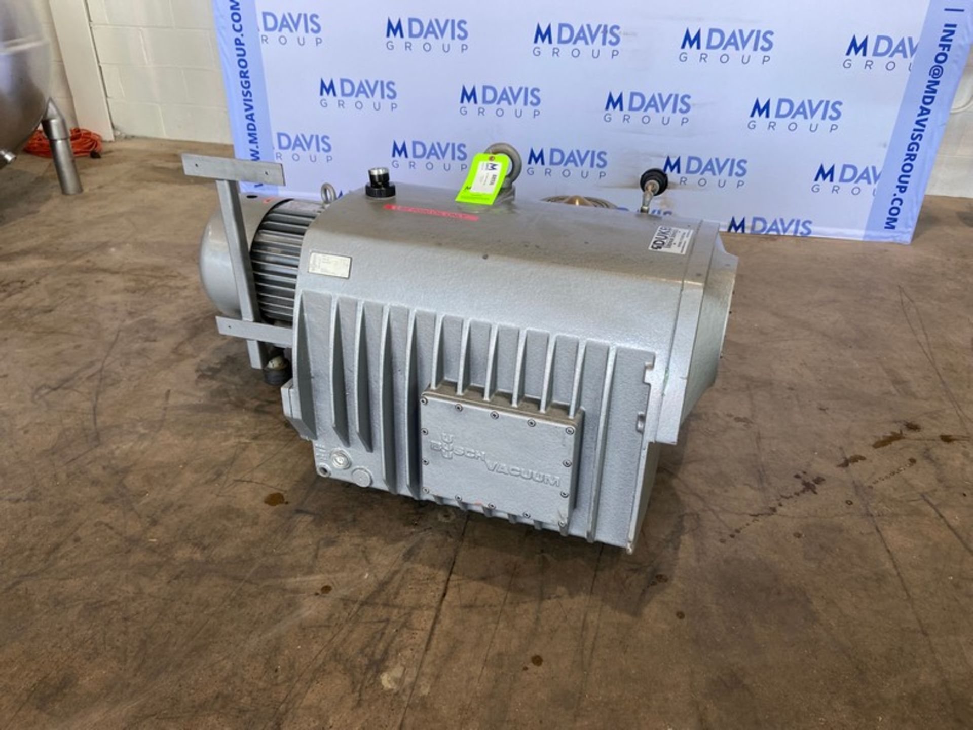 Buusch 20 hp Vacuum Pump,Type RA0400-B033-1103, S/N C1440, with Toshiba 208-230/460 Volts, 3 - Image 2 of 9
