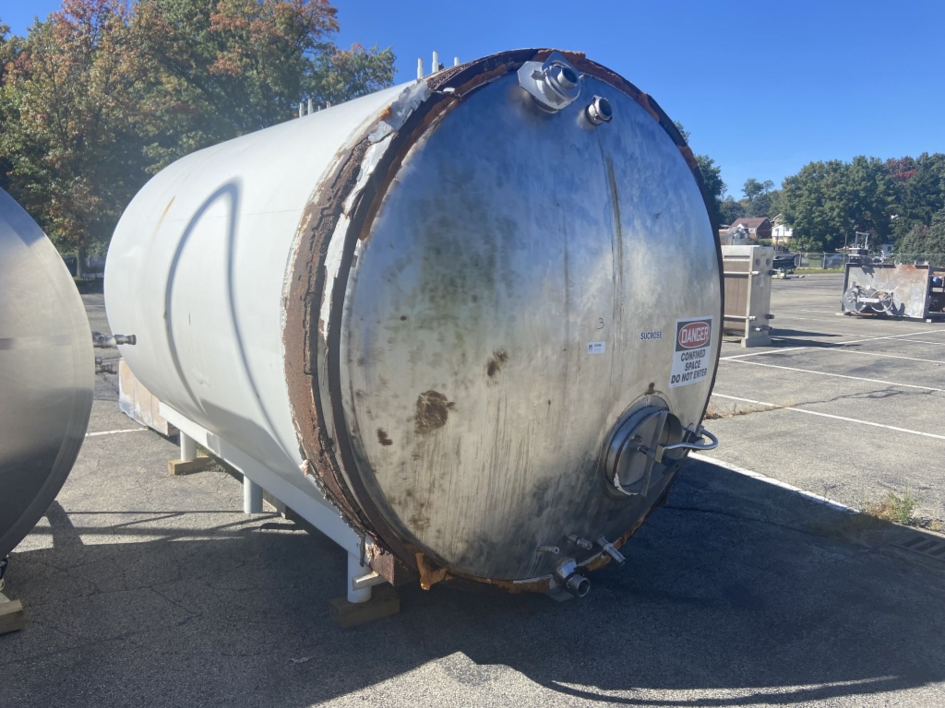 APV CREPACO 6,000 GALLON HORIZONTAL SUCROSE TANK, S/N G-1155, INTERNAL TANK DIMS.: APROX. 188" L X