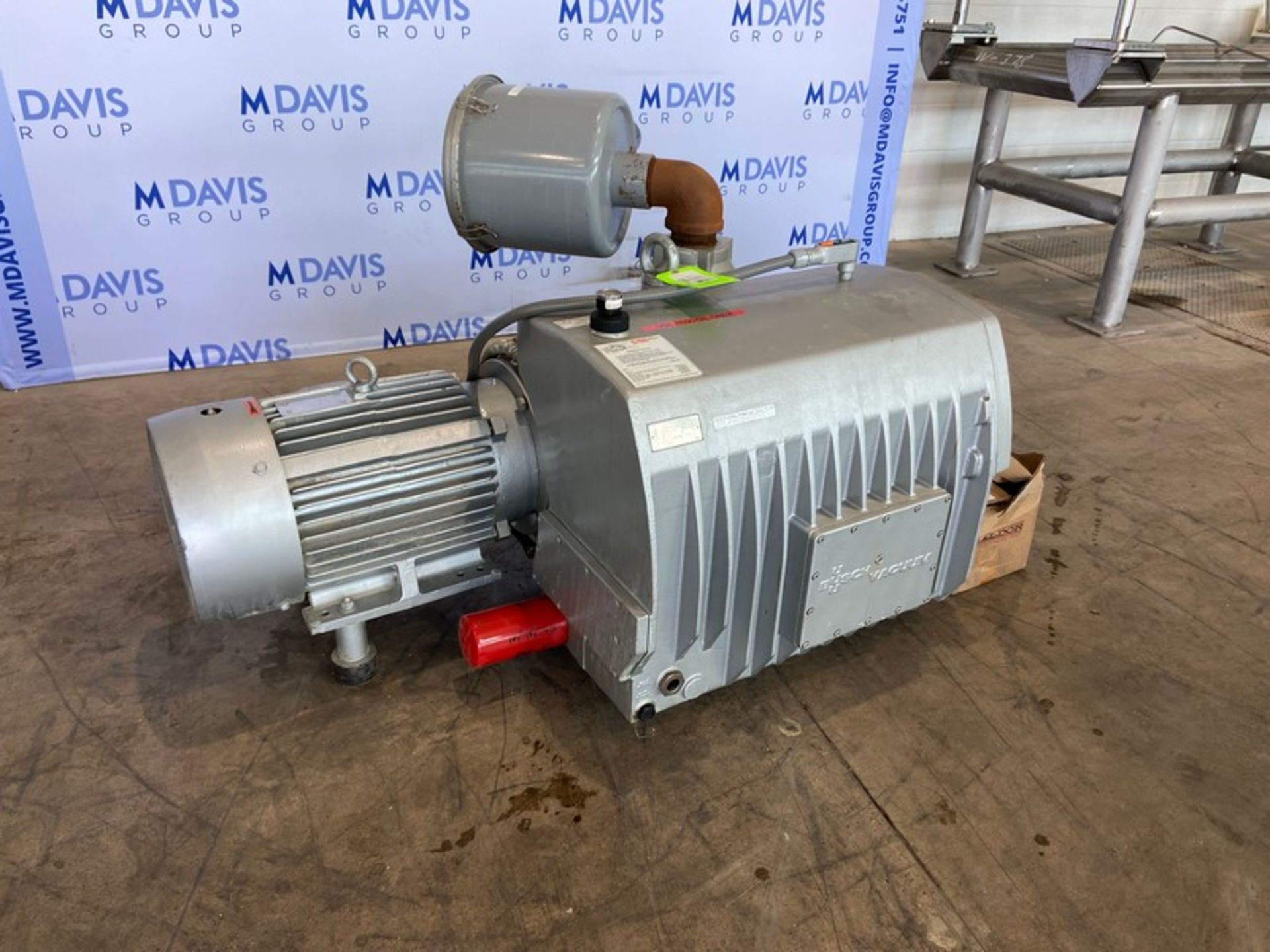 Buusch 15 hp Vacuum Pump, Type RC0400B0331004, S/N C6118, with Toshiba 1160 RPM Motor, 208-230/460 - Image 2 of 11