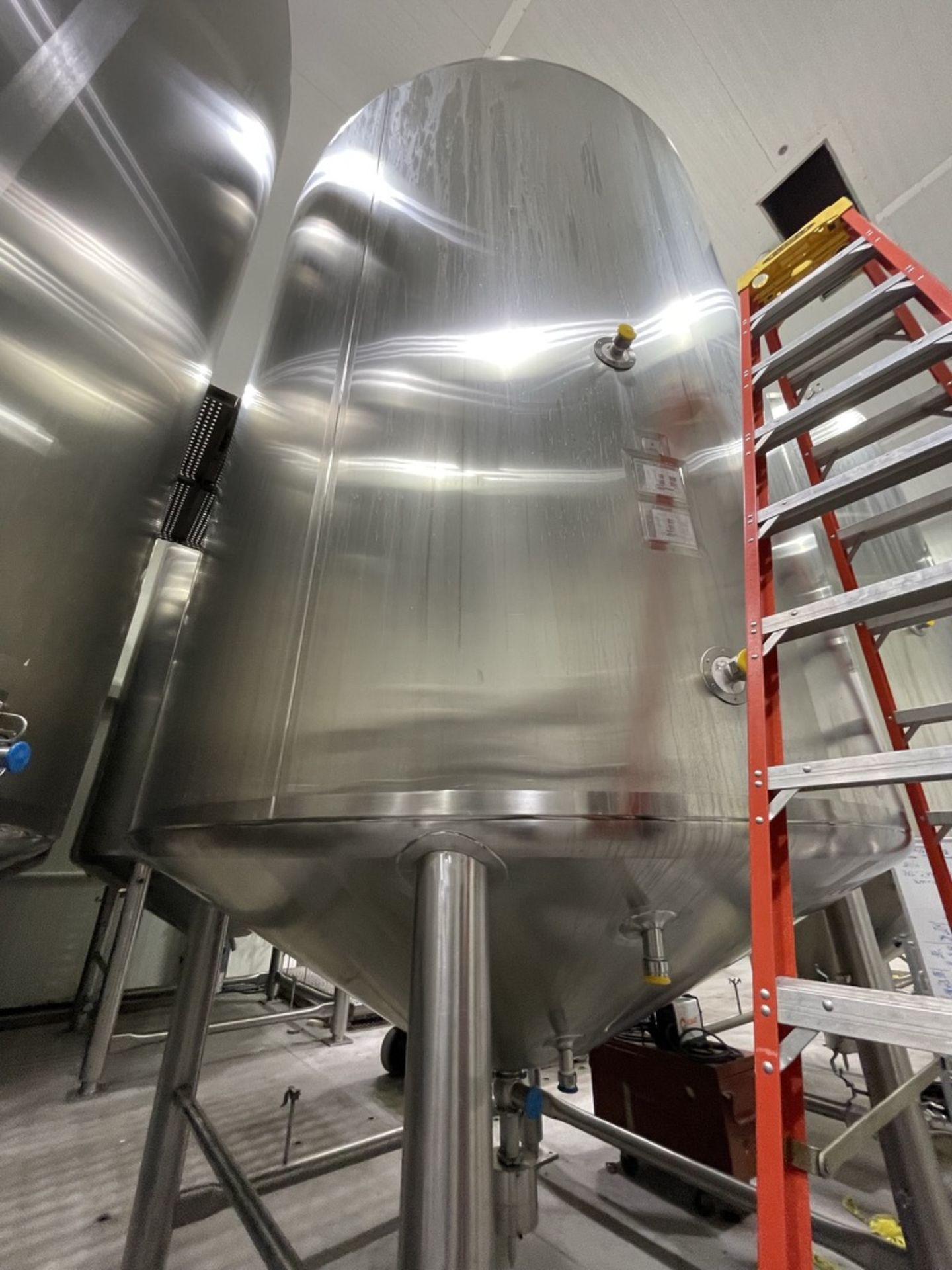 2014 FELDMEIER 7,500 GALLON FERMENTERS /PROCESSOR, S/N E075813, TOP-MOUNT SWEEP SCRAPE AGITATION, - Image 29 of 40