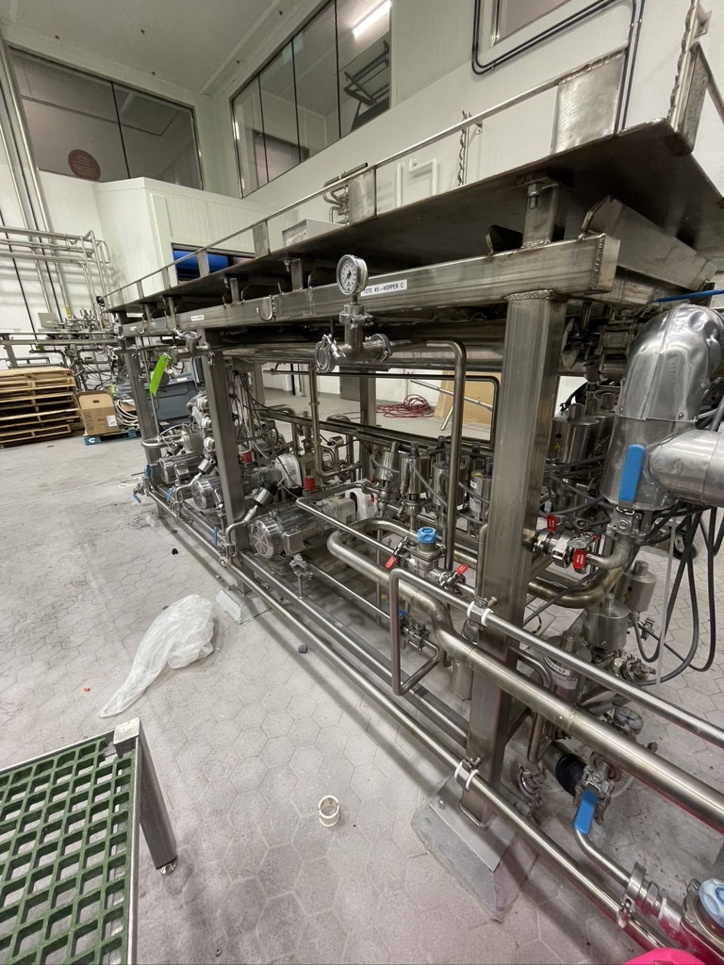 TRIPLE FRUIT SKID, OPERATED WITH 6400 FILLER LOT 40, INCLUDES (3) FRISTAM 1.5/1-HP PD PUMPS, MODEL - Bild 10 aus 20