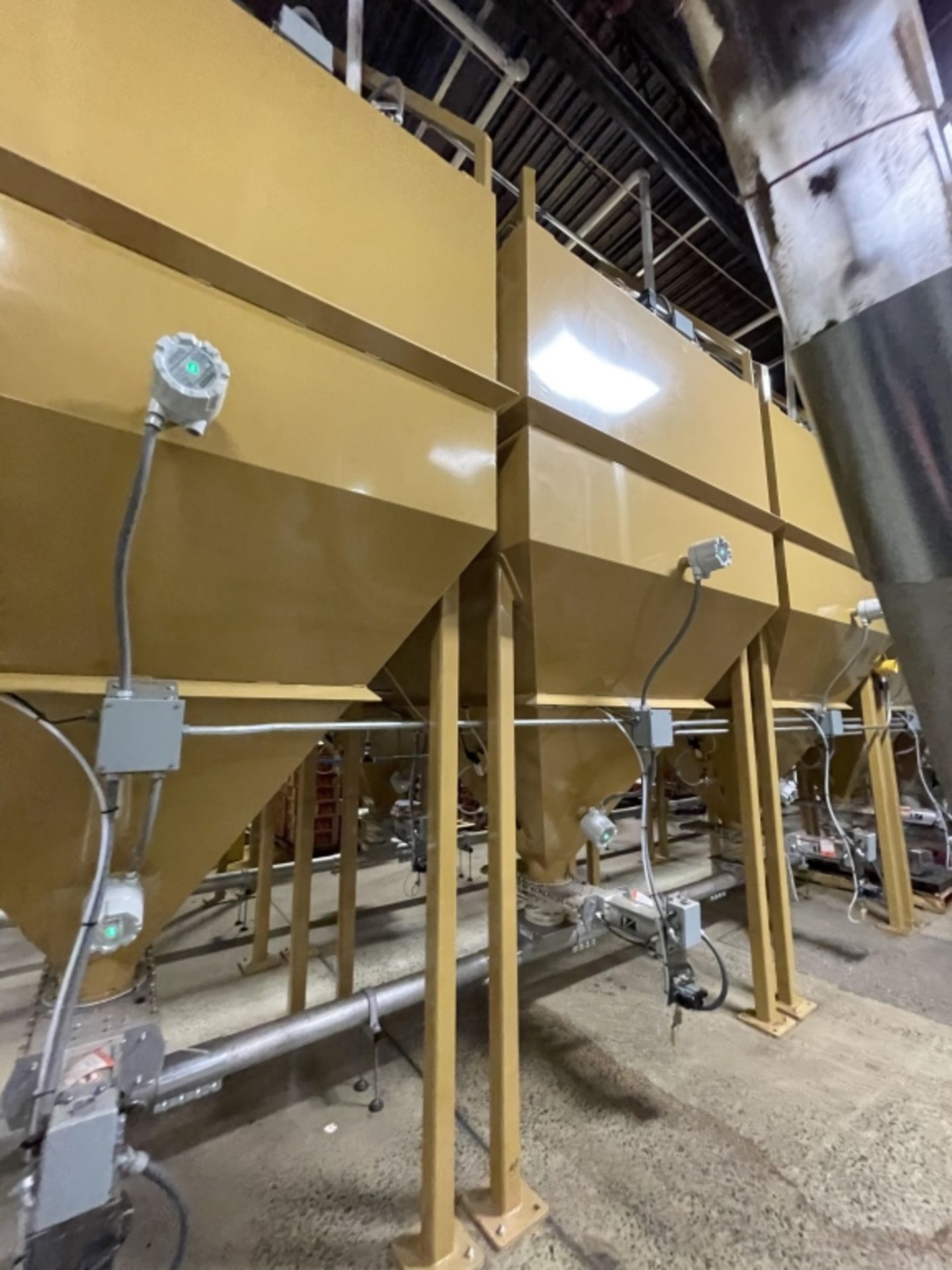 3,200 LB DEGAS COFFEE SILOS WITH NITROGEN DEGASSING, SERIES 3000, 160 FT3 USUABLE CAPACITY, 6â€™ X - Bild 11 aus 34