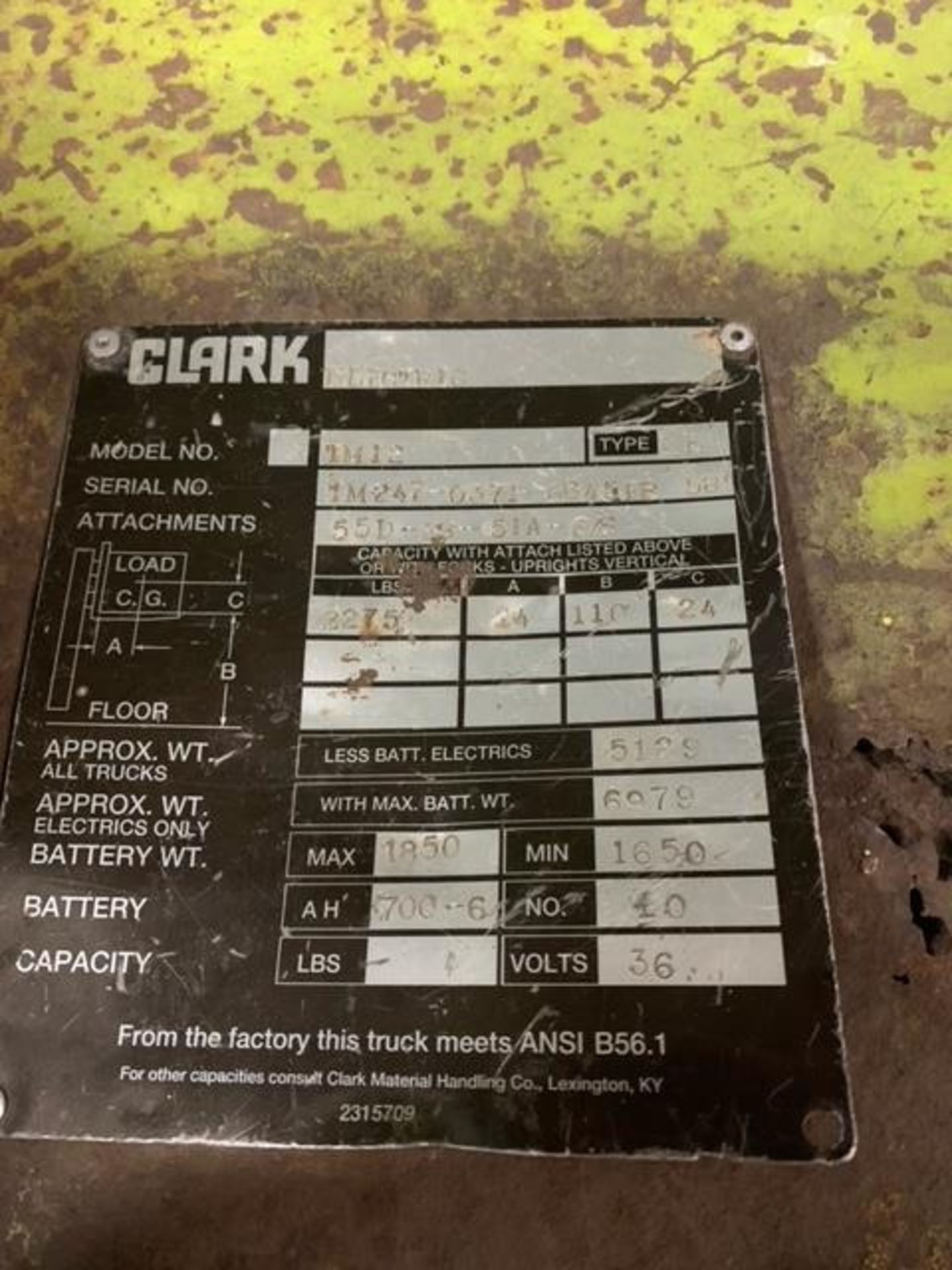 CLARK ELECTRIC FORKLIFT WITH DEKA BATTERY - Image 2 of 2