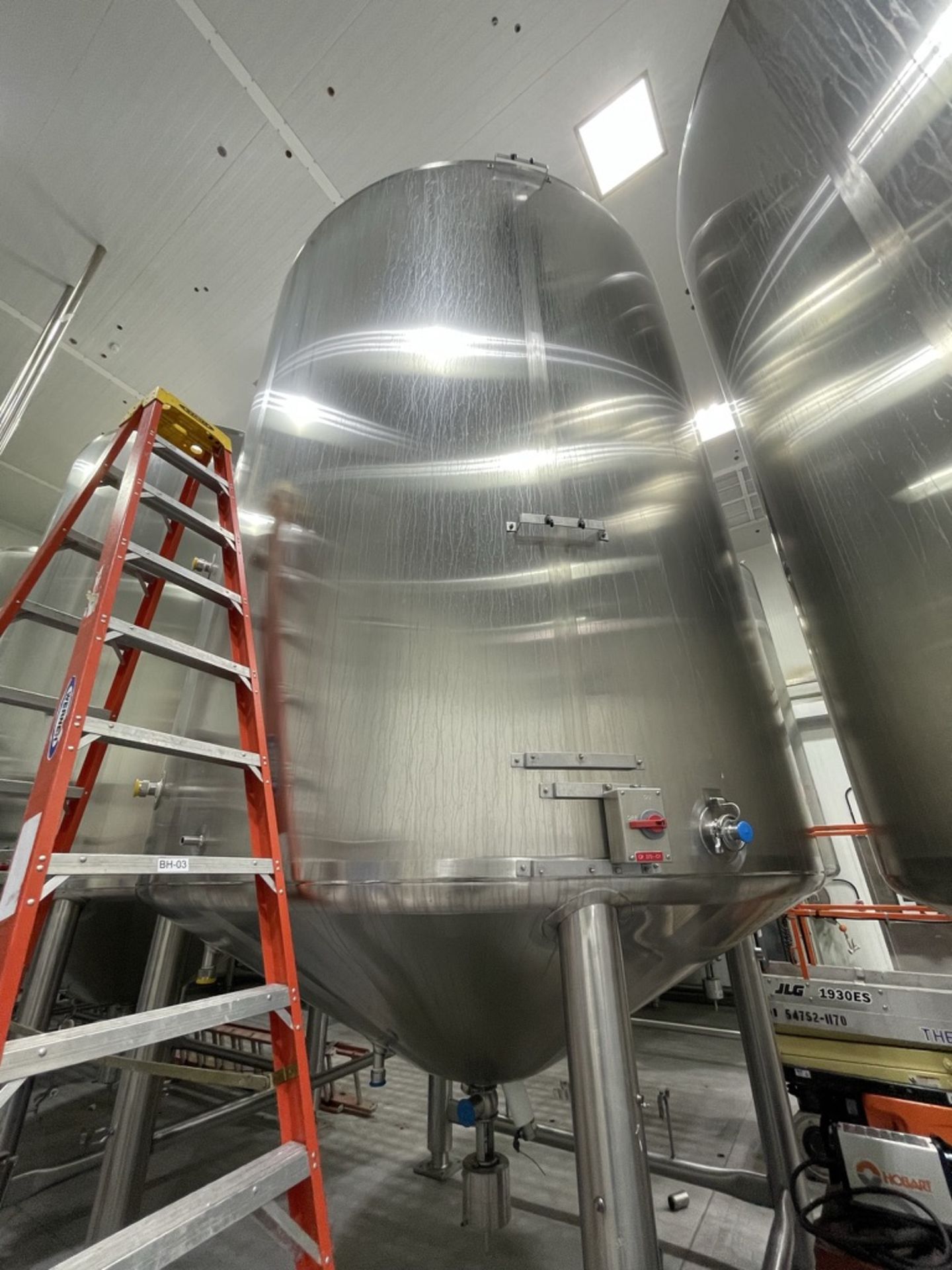 2014 FELDMEIER 7,500 GALLON FERMENTERS /PROCESSOR, S/N E075813, TOP-MOUNT SWEEP SCRAPE AGITATION, - Image 37 of 40