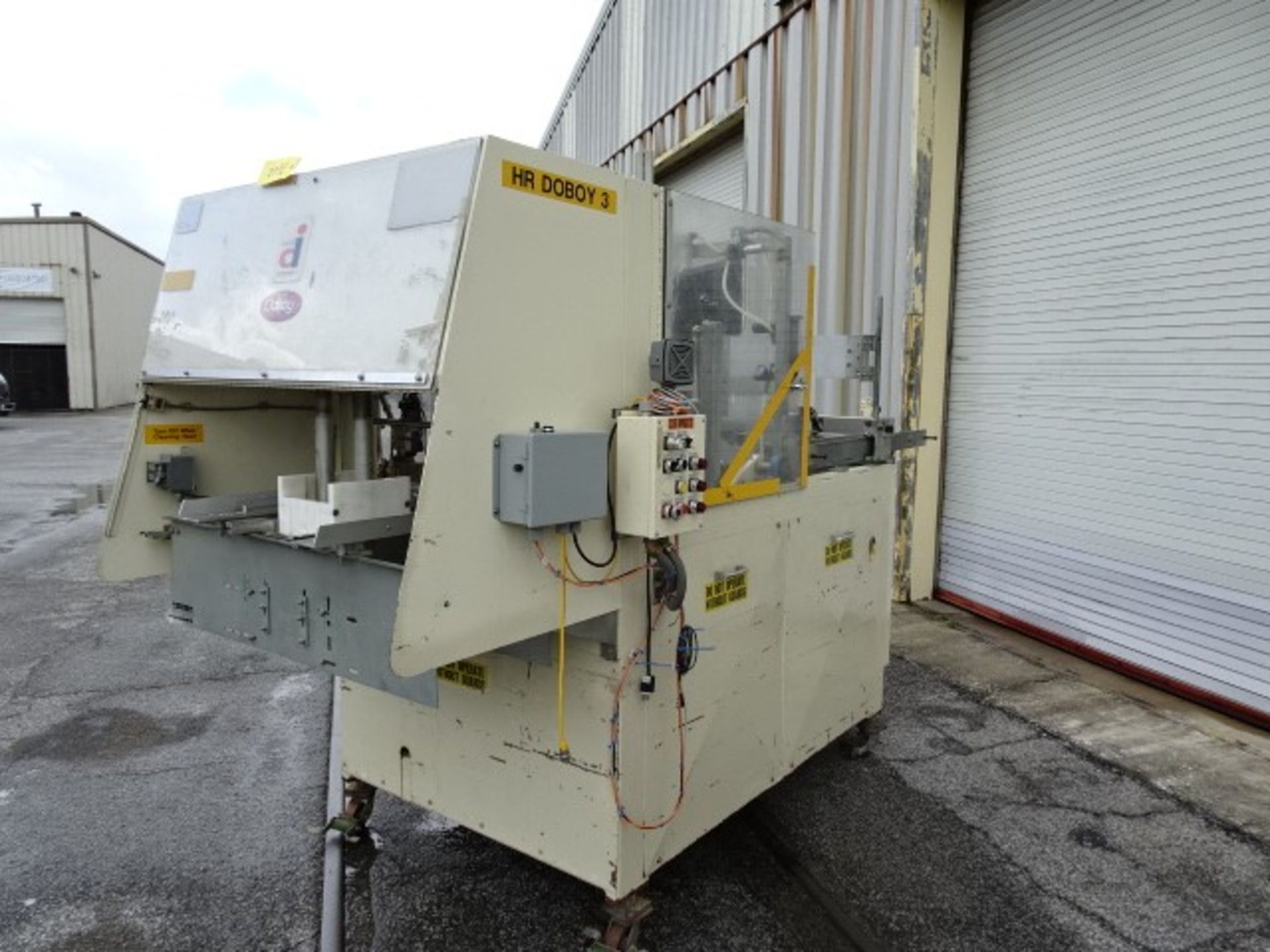 DOBOY 751 BIII Tray Former with Nordson 3500 Hot Melt Glue (Located Charleston, SC) - Image 2 of 5