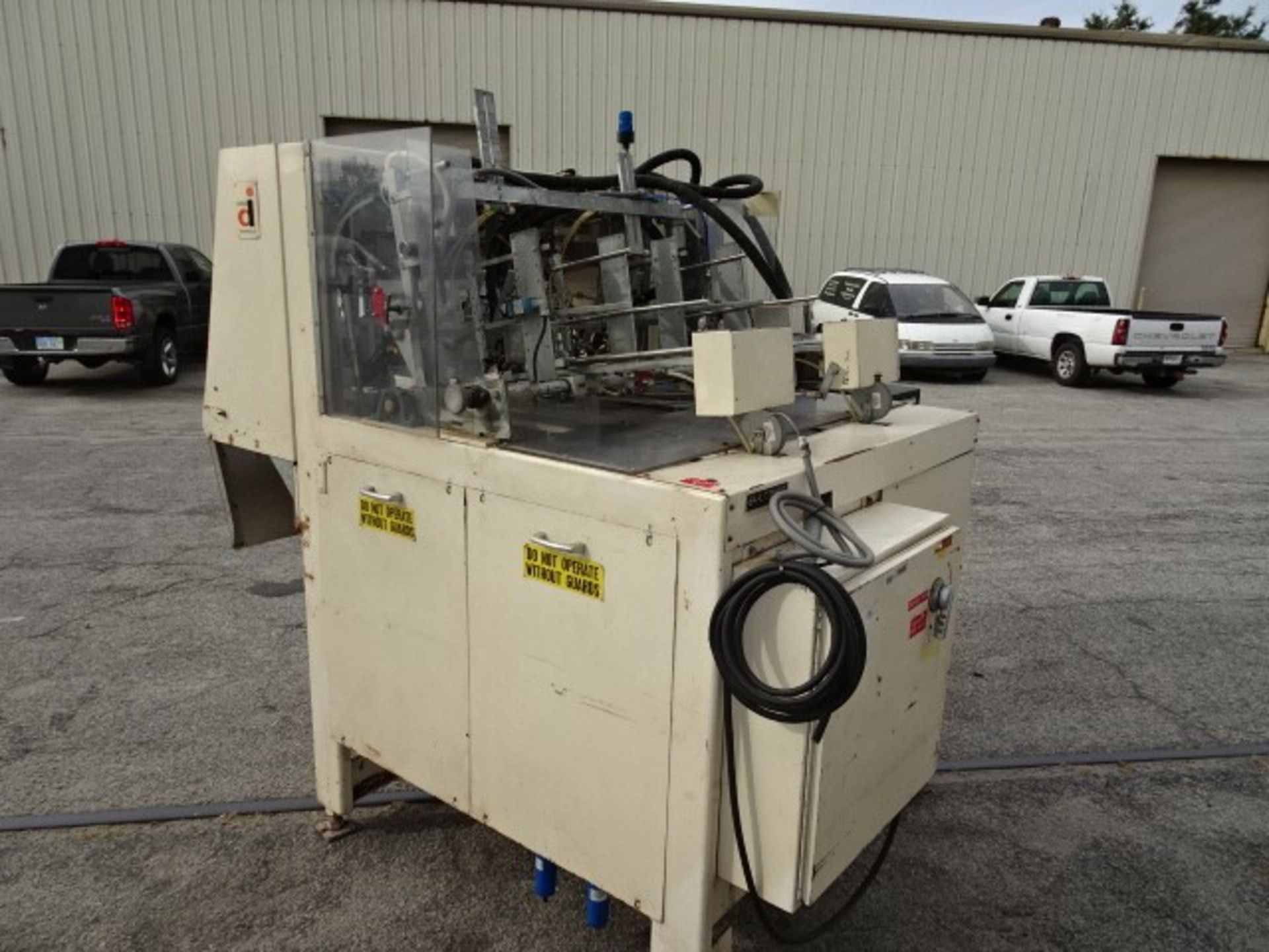 DELKOR 752 Tray Former with ITW Challenger Quattro Hot Melt Glue (Located Charleston, SC) - Image 3 of 5
