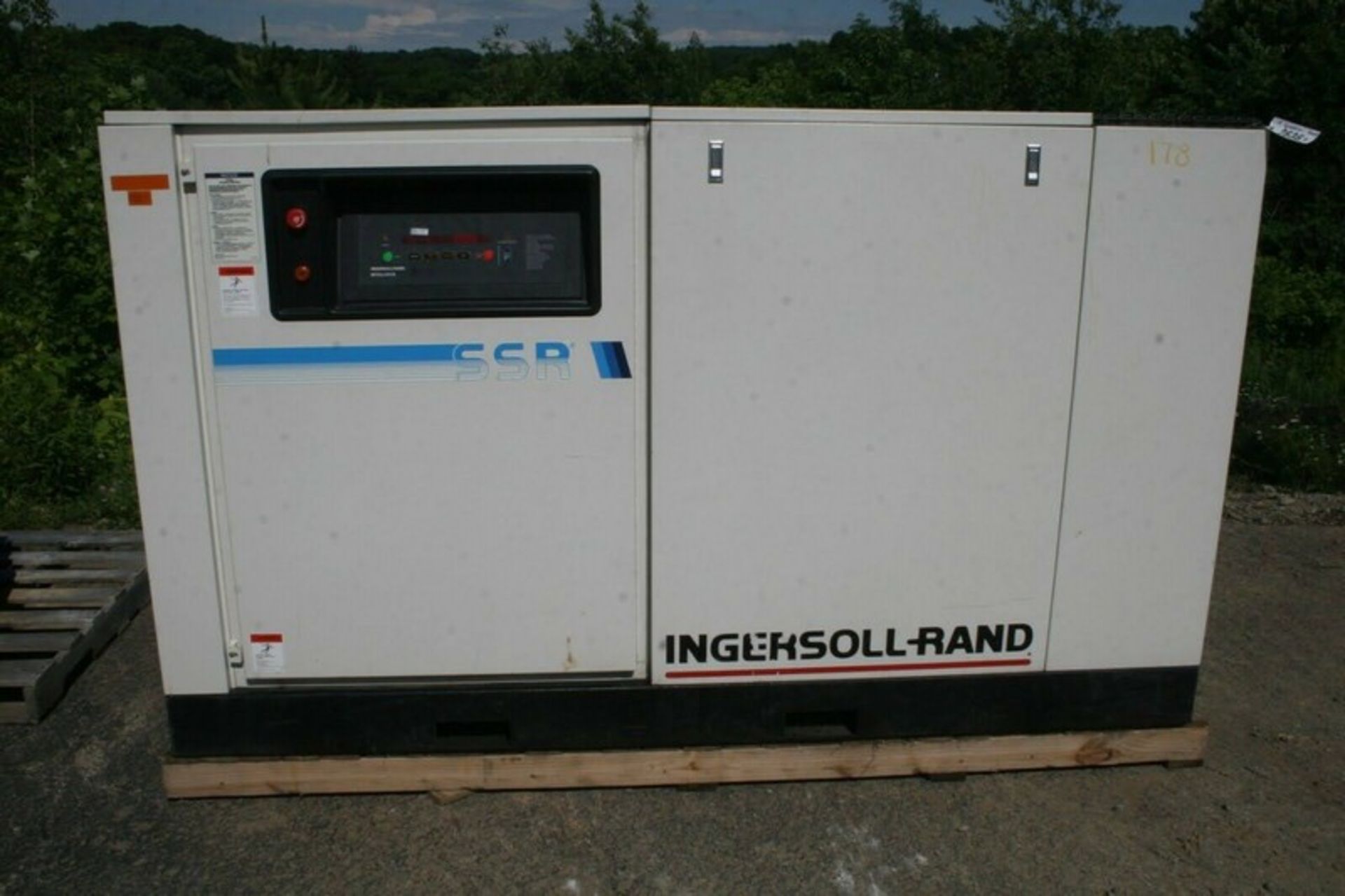 Ingersoll Rand 50 hp Rotary Reciprocating Air Compressor, Model SSR-EP50, S/N F6429U92301, CFM - Image 2 of 12