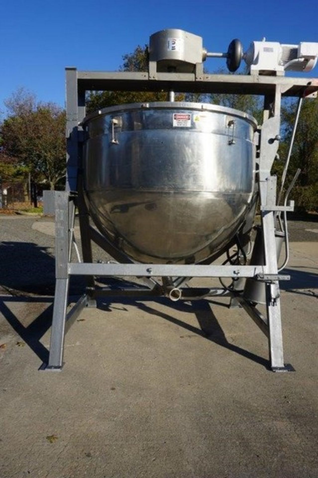 Used Lee 500 Gallon Stainless Steel Jacketed Double Motion Scrape Surface Agitated Kettle - Image 6 of 7