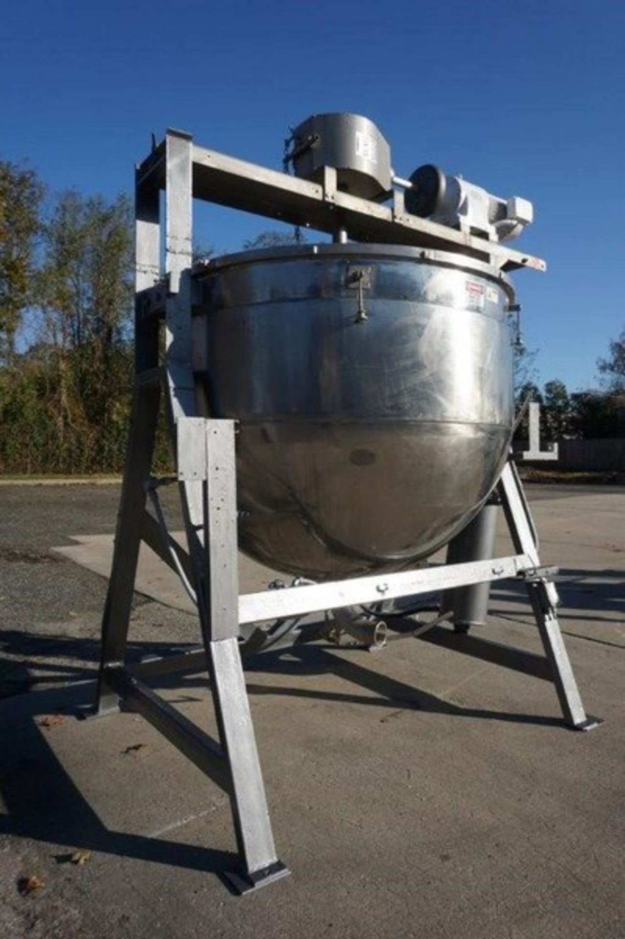 Used Lee 500 Gallon Stainless Steel Jacketed Double Motion Scrape Surface Agitated Kettle - Image 7 of 7