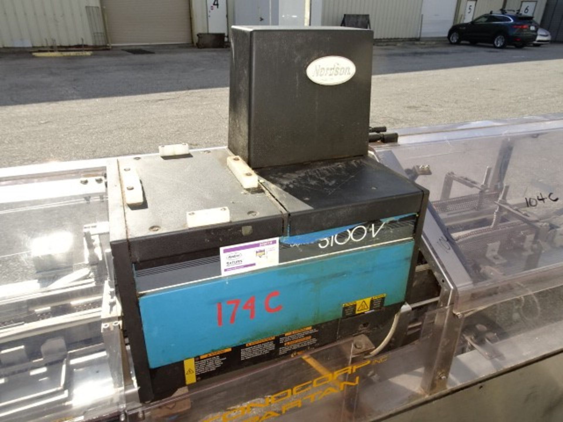 ECONOCORP Spartan semi-automatic cartoner with Nordson 3100 Hot Melt Glue (Located Charleston, SC) - Bild 4 aus 4