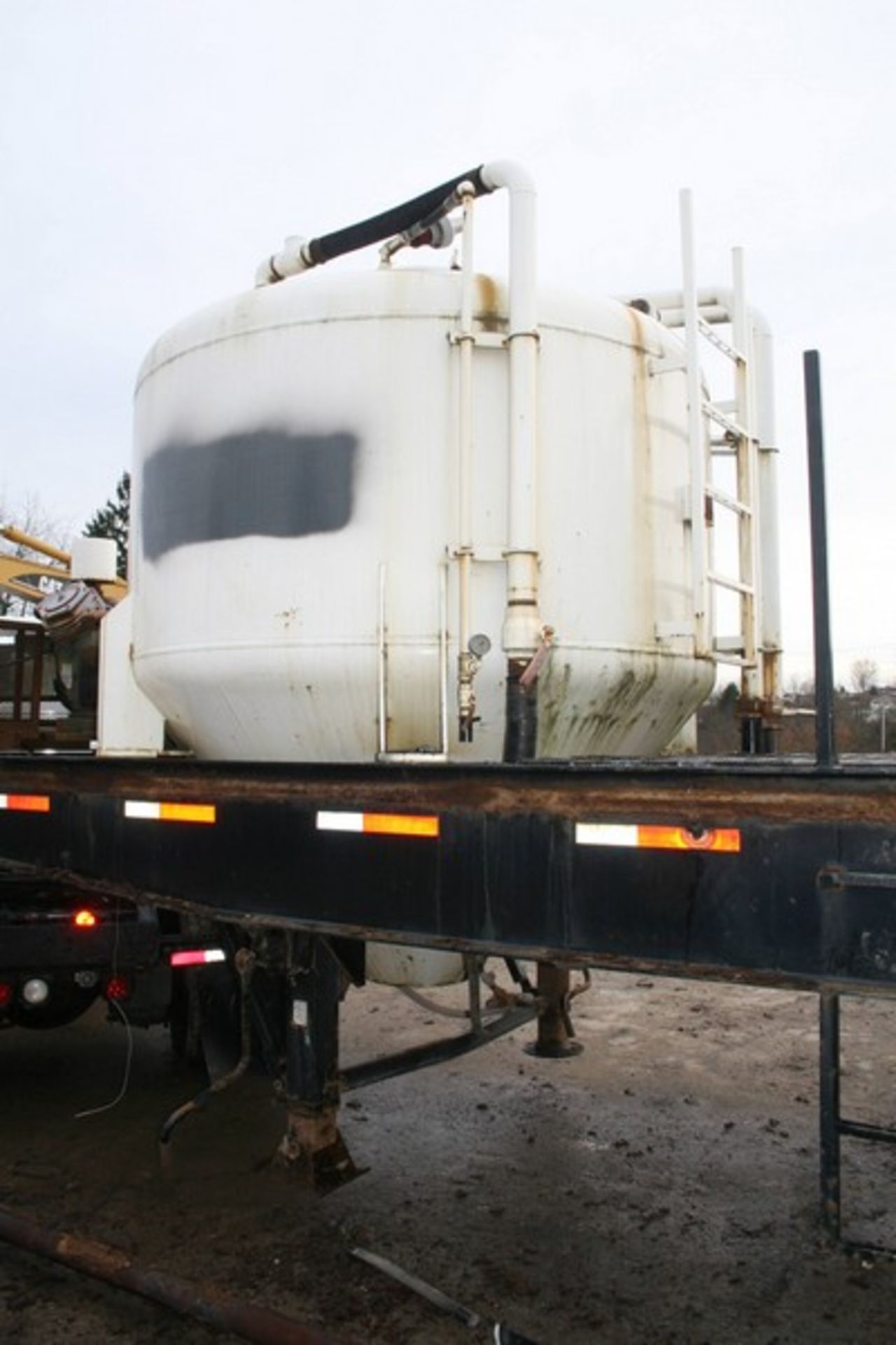 Aprox. 3,000 Gal. Pressure Vessel Cone Tank, (Loading/Handling Fee $500) (Located Apollo, PA) - Image 2 of 7