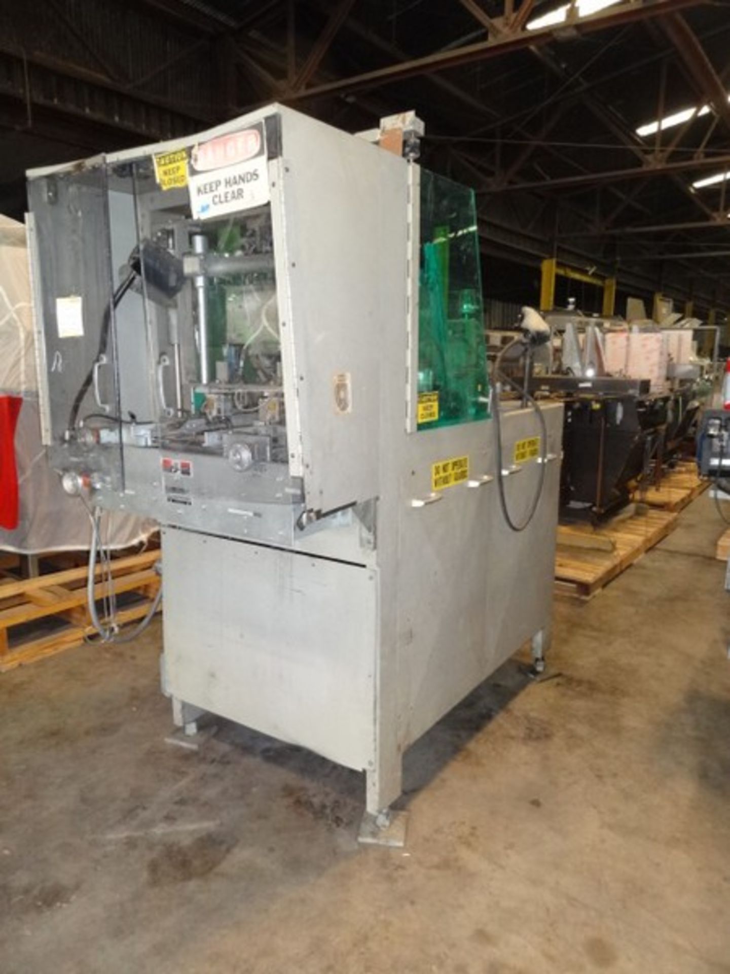 DELKOR 751 Tray Former with Nordson Hot Melt Glue (Located Charleston, SC) - Image 2 of 4