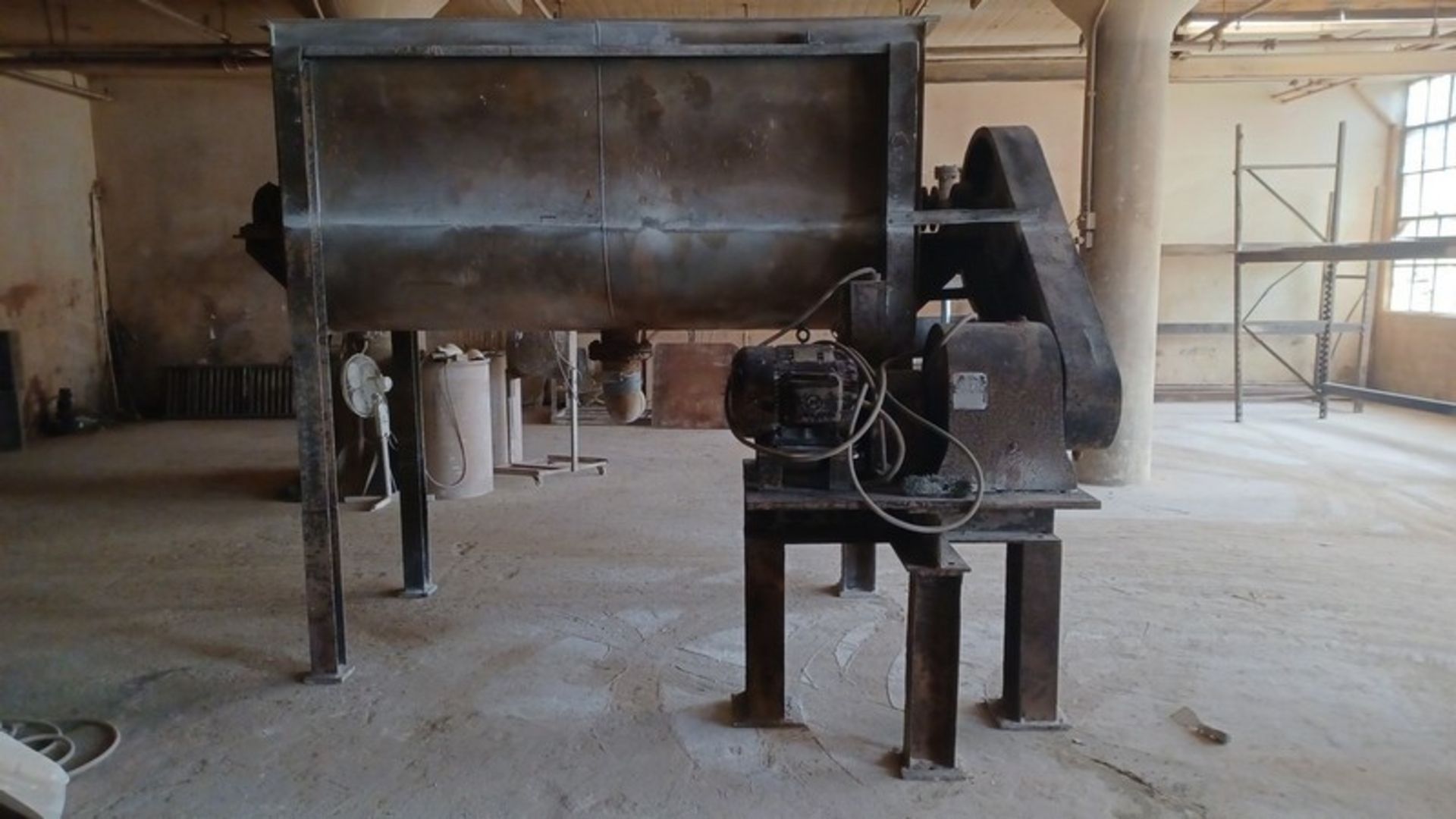 Aprox. 80 cu.ft. Stainless Double Ribbon Blender (Located in Akron, OH) - Image 2 of 4