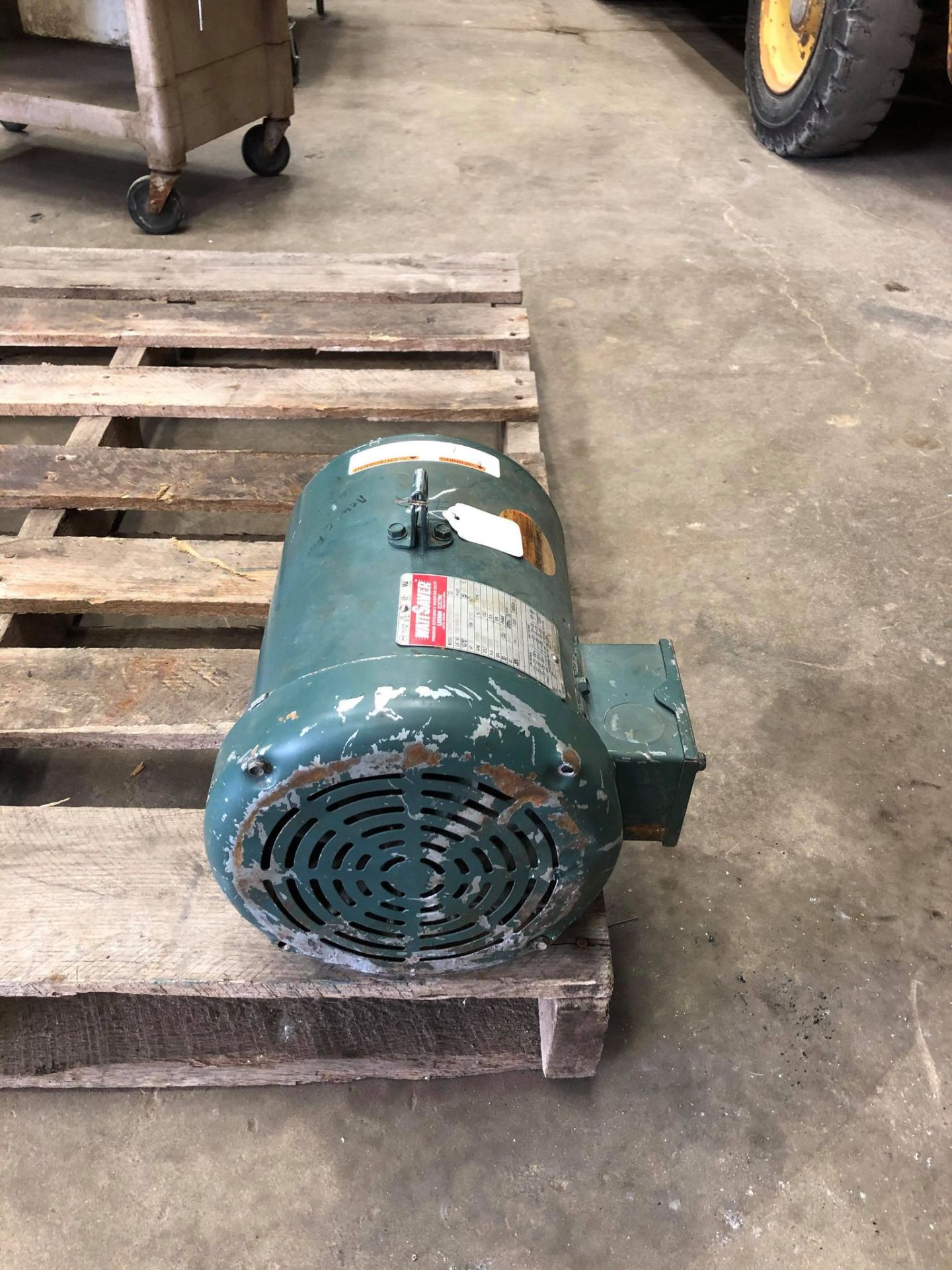 Leeson 5 hp Motor, Model C184T17FB42E, Cat #131464.00 with Frame 184T, 230/460 V, 1760 RPM, 3 Phase, - Image 3 of 6