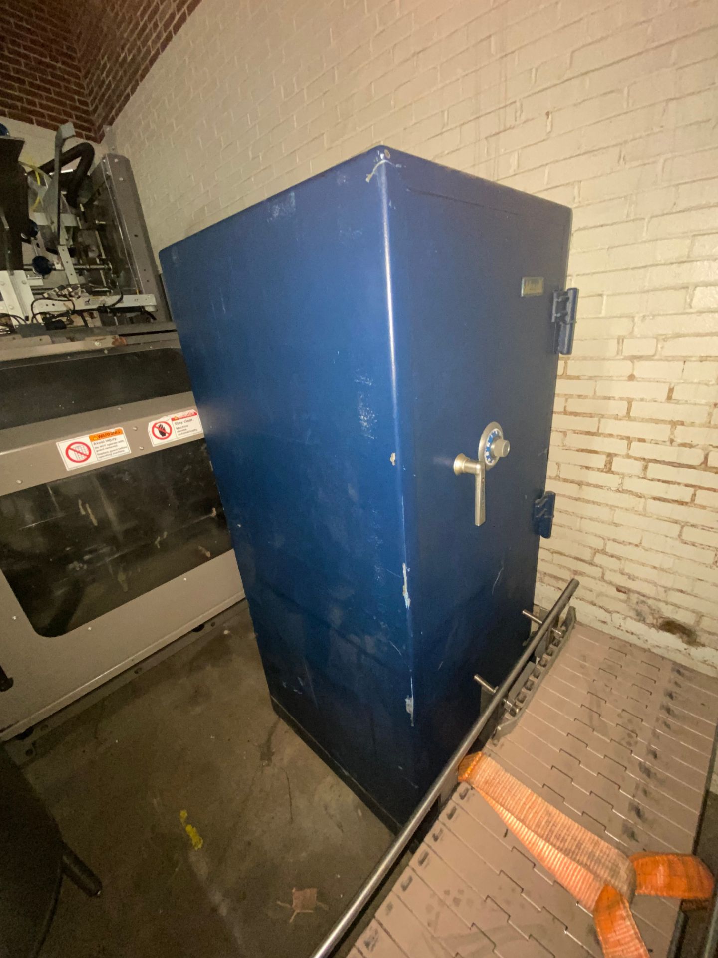 Meilink Combination Safe (NOTE: No Combination Included (LOCATED IN BALTIMORE, MD) (Loading,