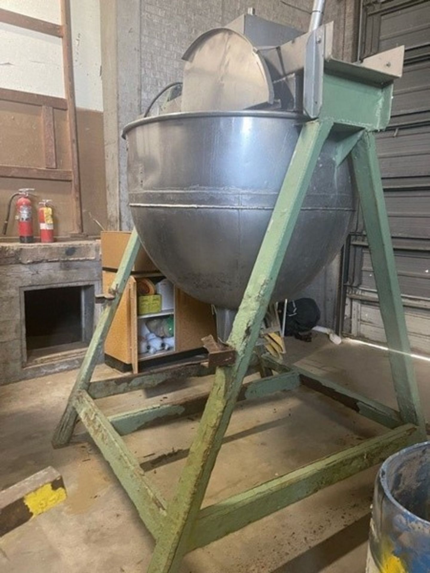 Lee Industries SS Jacketed Kettle, Rated 200 Gallon Capacity, Includes Mixer