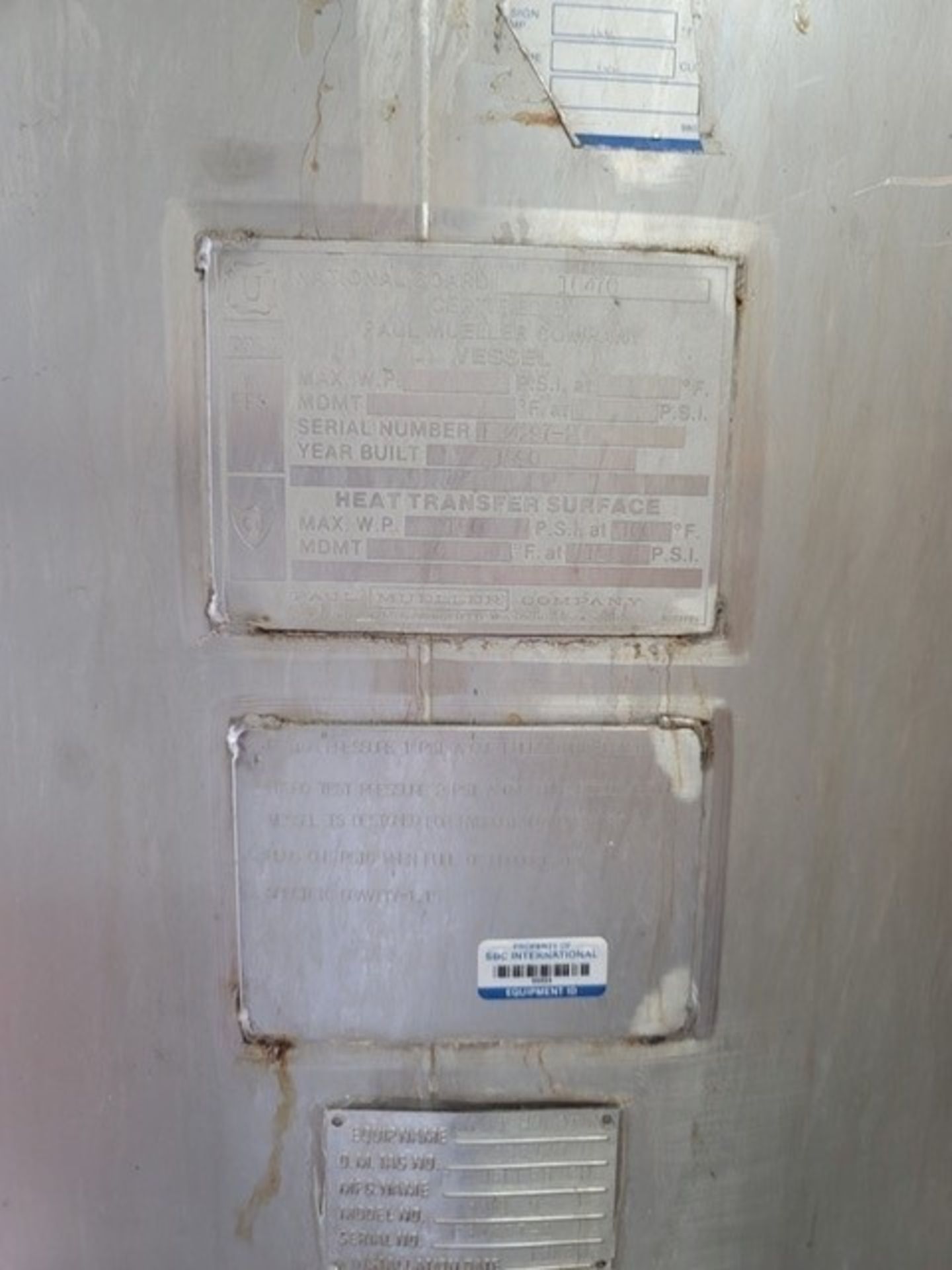 Mueller 1000 Gallon Jacketed S/S Mixing Tank - Last used in Cosmetics -- Sold As Is Where Is. (NOTE: - Image 3 of 6