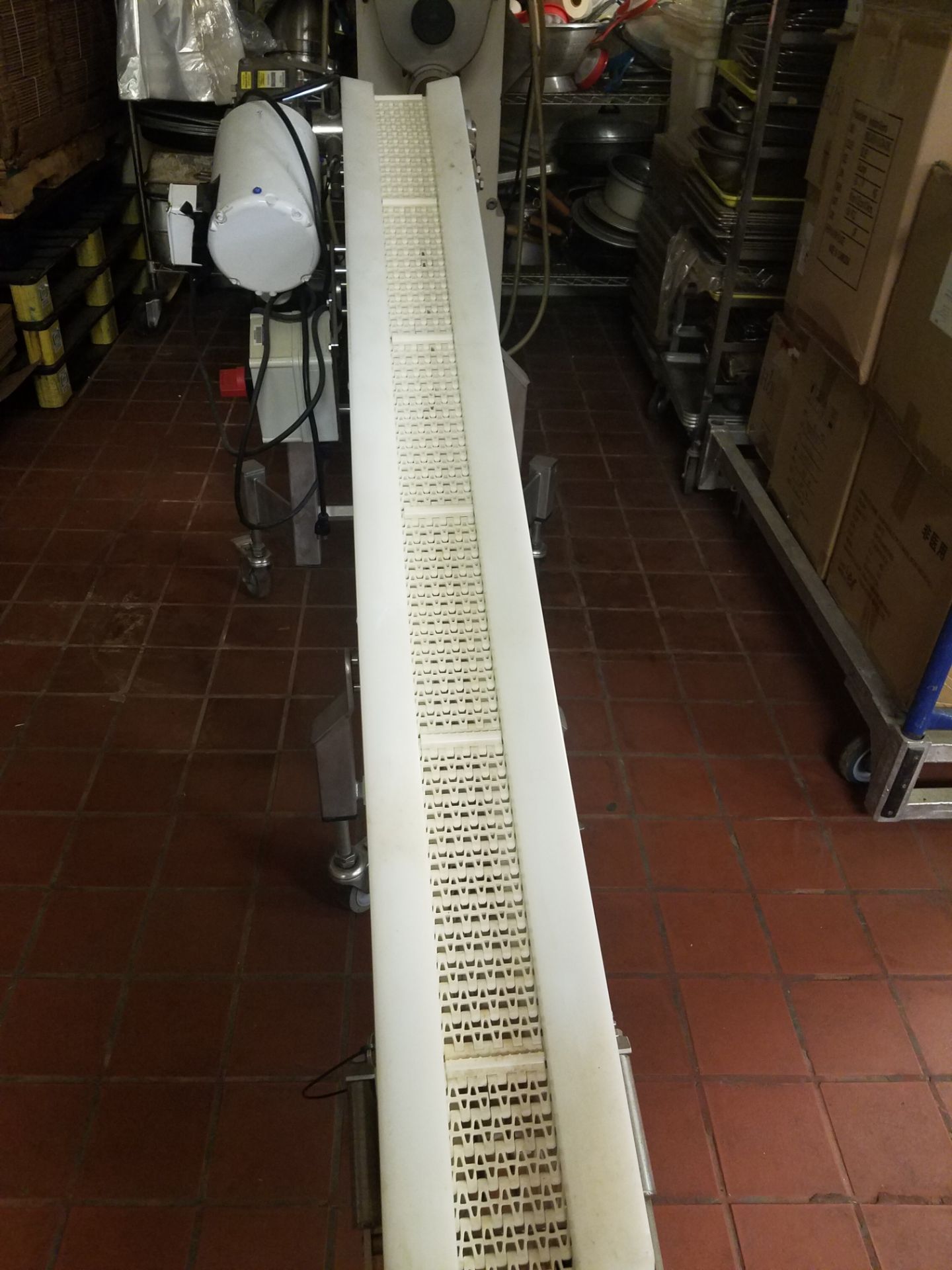 Dorner 3-1/2" Wide x 72" Long Inclined Cleared S/S Food Grade Plastic Belt Conveyor with Casters, - Image 3 of 4