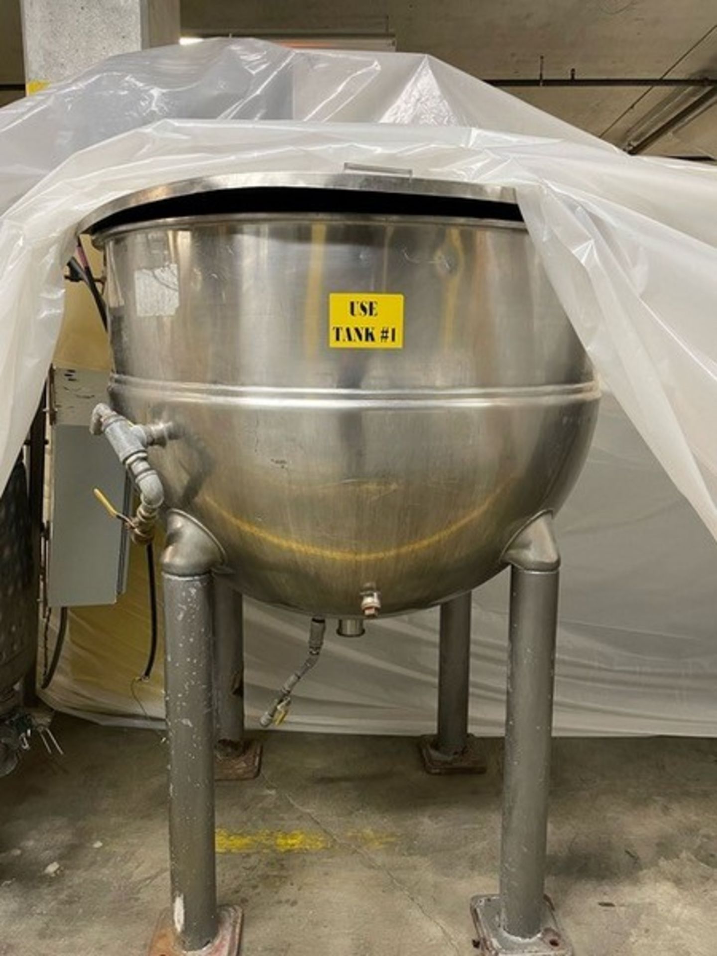 Groen 250 Gal. Kettle with Double Motion Scrape Service (Loading Fee $250) (Located Hialeah, FL)