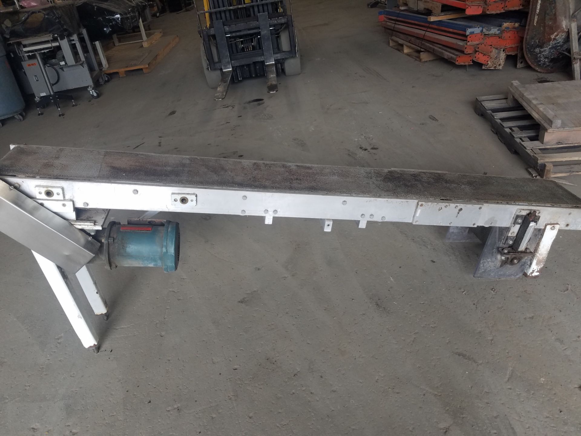 Aprox. 9-1/2" W x 84" Long Incline Belt Conveyor (Rigging, Loading & Site Management Fee $100.00