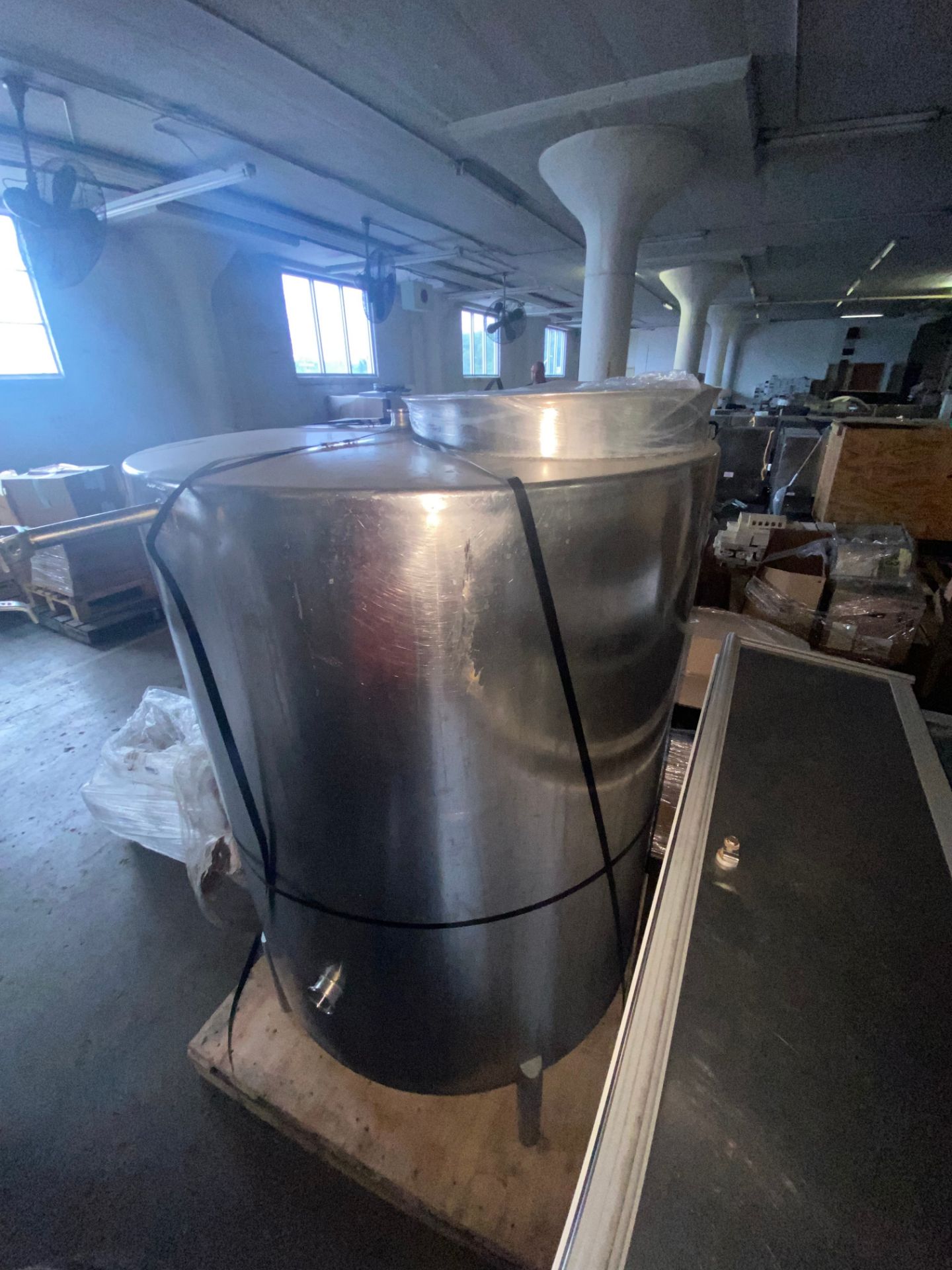 Aprox. 500 Gal. S/S Single Wall Balance Tank, Mounted on S/S Legs (LOCATED IN BALTIMORE, MD) ( - Image 4 of 5