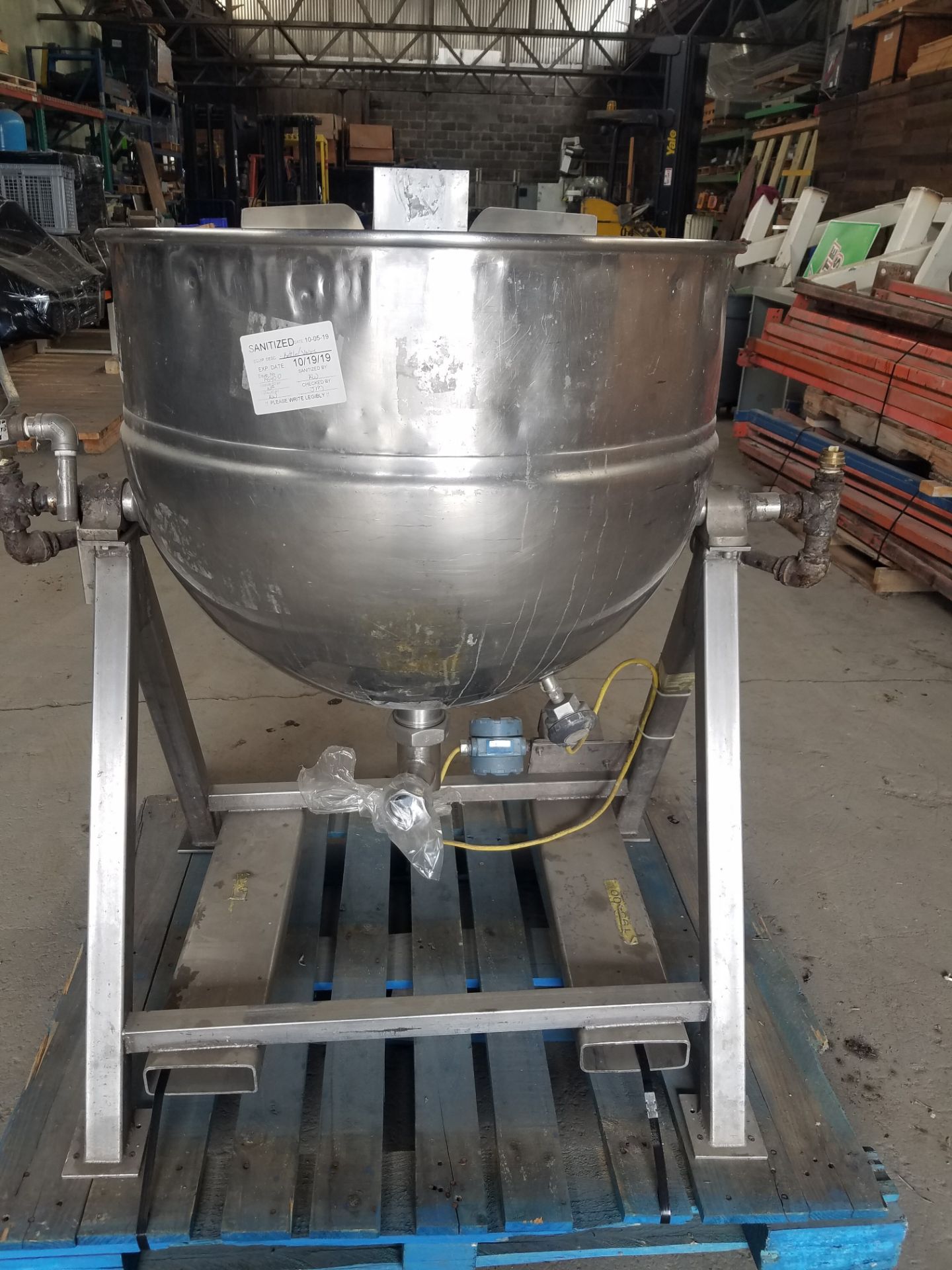 Groen 70 Gal. (Aprox. 30" Round x 24" Deep) S/S Jacket Tank (Rigging, Loading & Site Management Fee