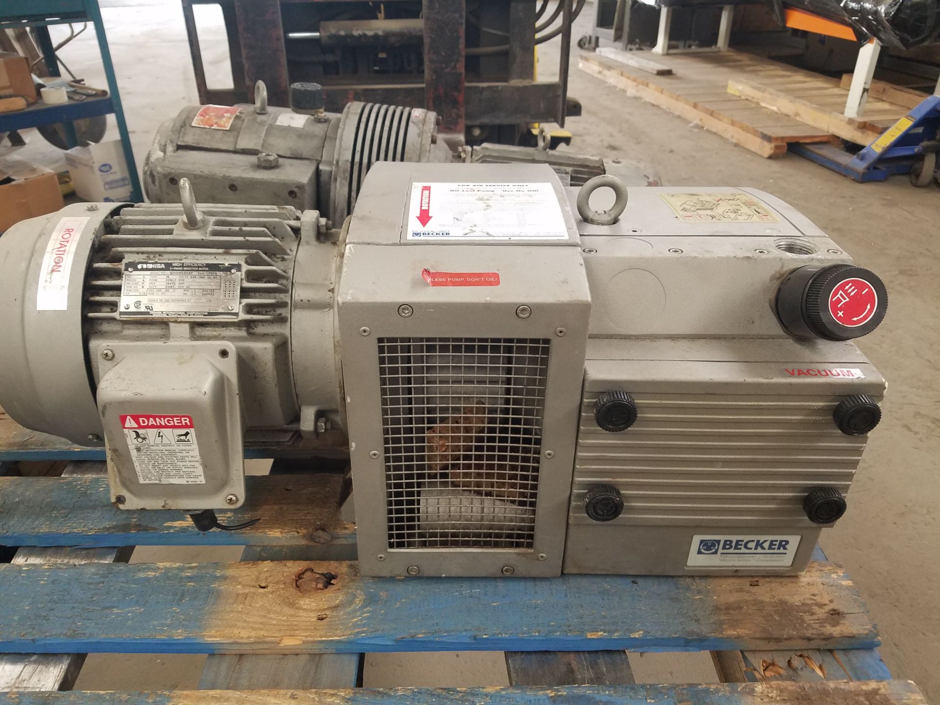Becker KVT 3.80 Vacuum Pump, 5 hp, Volt 230/360, 3-Phase (Loading Fee $100) (Located Fort Worth, TX