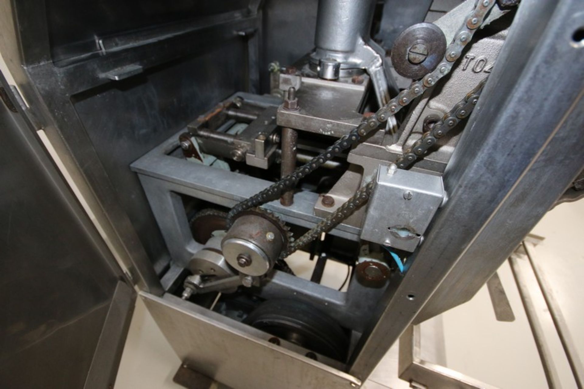 Toresani Tortellini Machine, M/N MR265A, Type 85451, 220 Volts, Mounted on Portable Frame (LOCATED I - Image 7 of 7