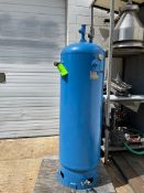 Air Pressure Tank (Loading Fee $100) (Located Dixon, IL)