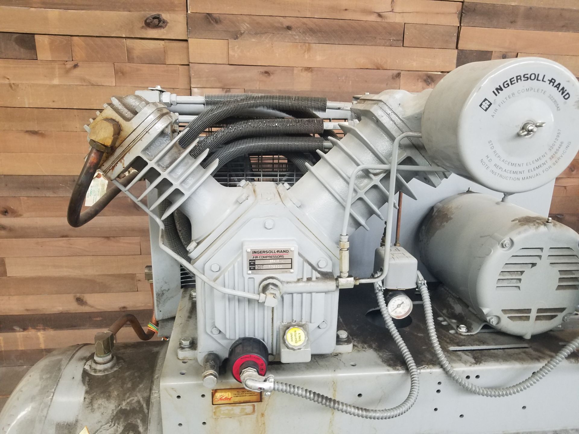 Ingersoll Rand 10 hp Air Compressor, Model T30 with 120 Gal. Tank, 230/460 V, 3 Phase - Bild 2 aus 5