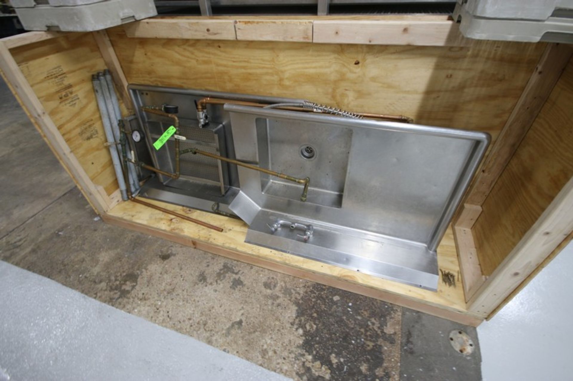 Jackson S/S Dish Wash Machine with Hot Water Booster, with S/S Sink (LOCATED IN BELTSVILLE, MD) (RIG - Image 4 of 4