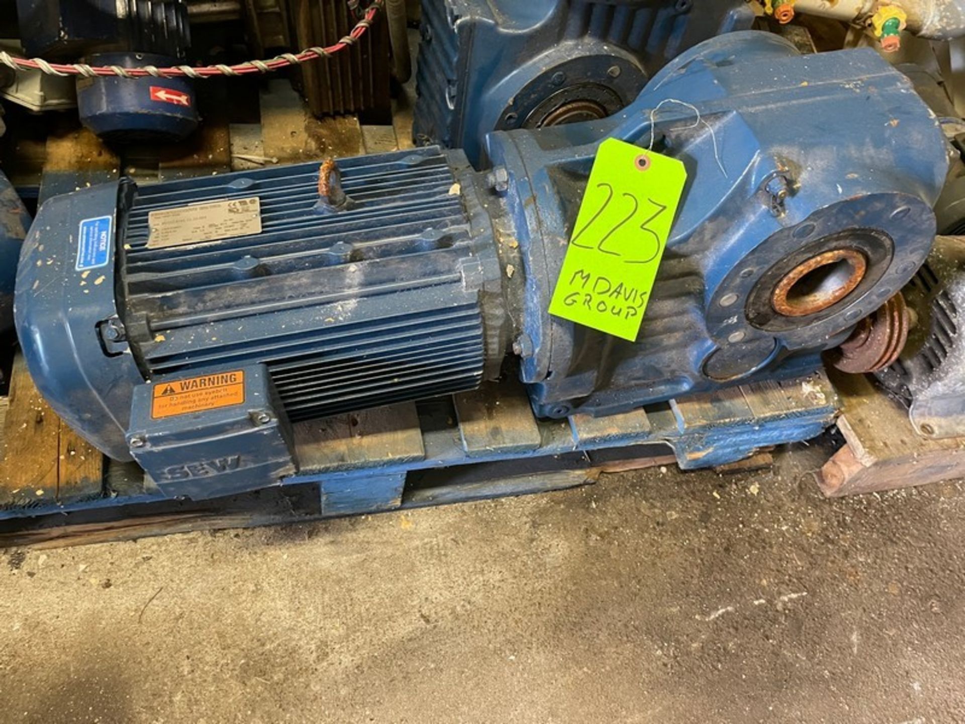 New Gearbox 230/460 V; 3 HP (Loading Fee $50) (Located Dixon, IL)