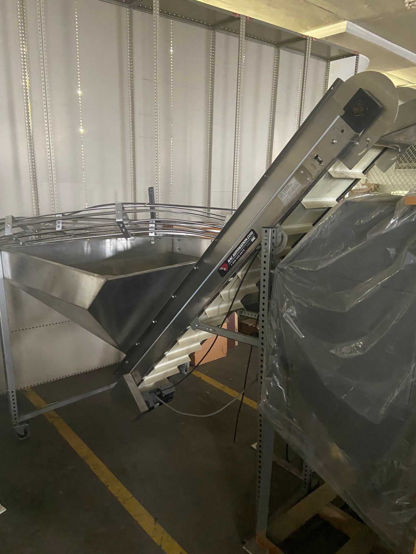 MAC Automation S/S Incline Hopper & Conveyor, M/N LFSS0712MI, VS2-B2-C9-R6, S/N 0904C03004-006-001- - Image 2 of 7