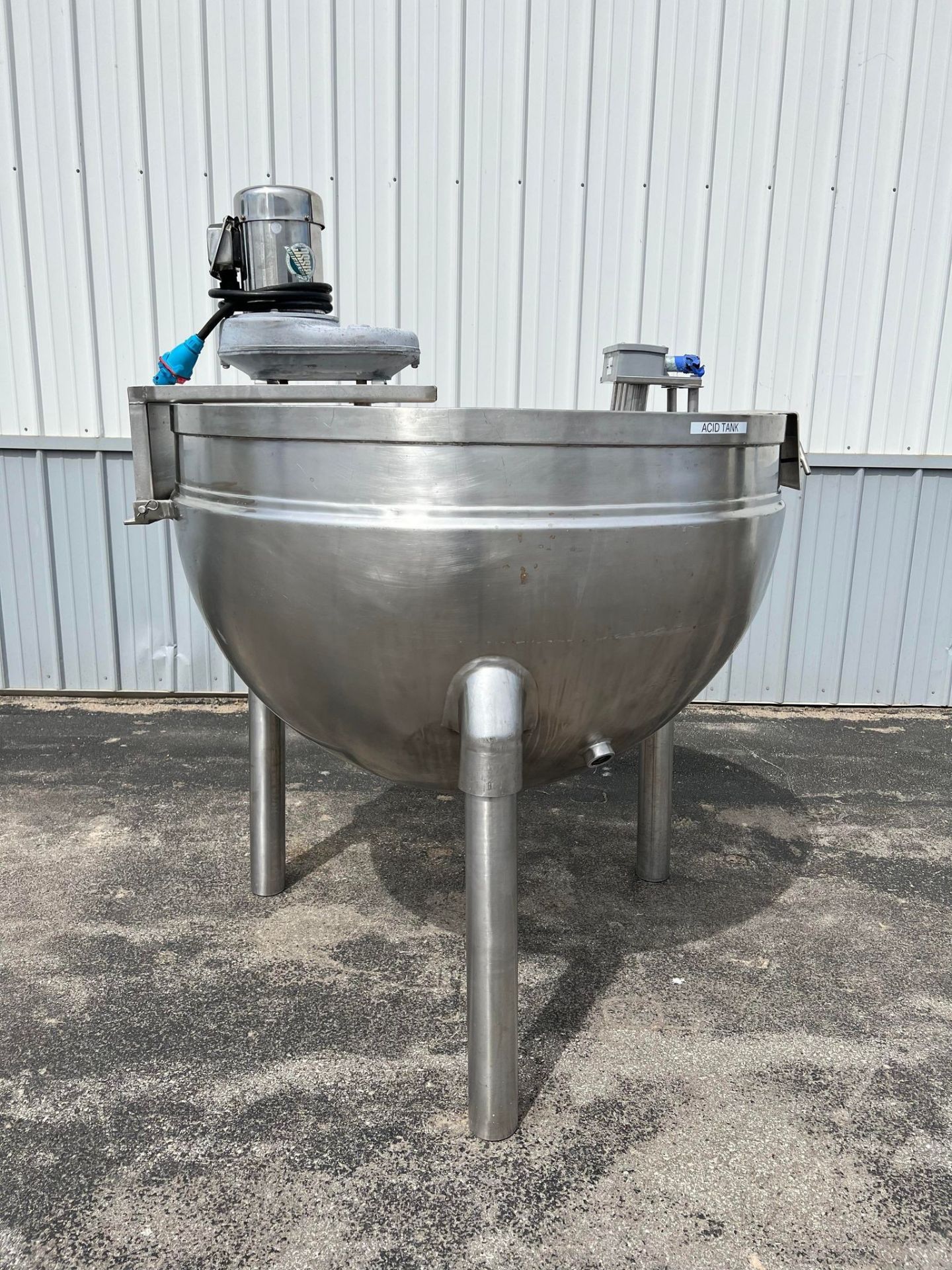 Aprox. 250 Gal. S/S Kettle with Agitator, 1/2 hp Motor, 230/460 V, 1725 RPM, 3 Phase; Paddle,